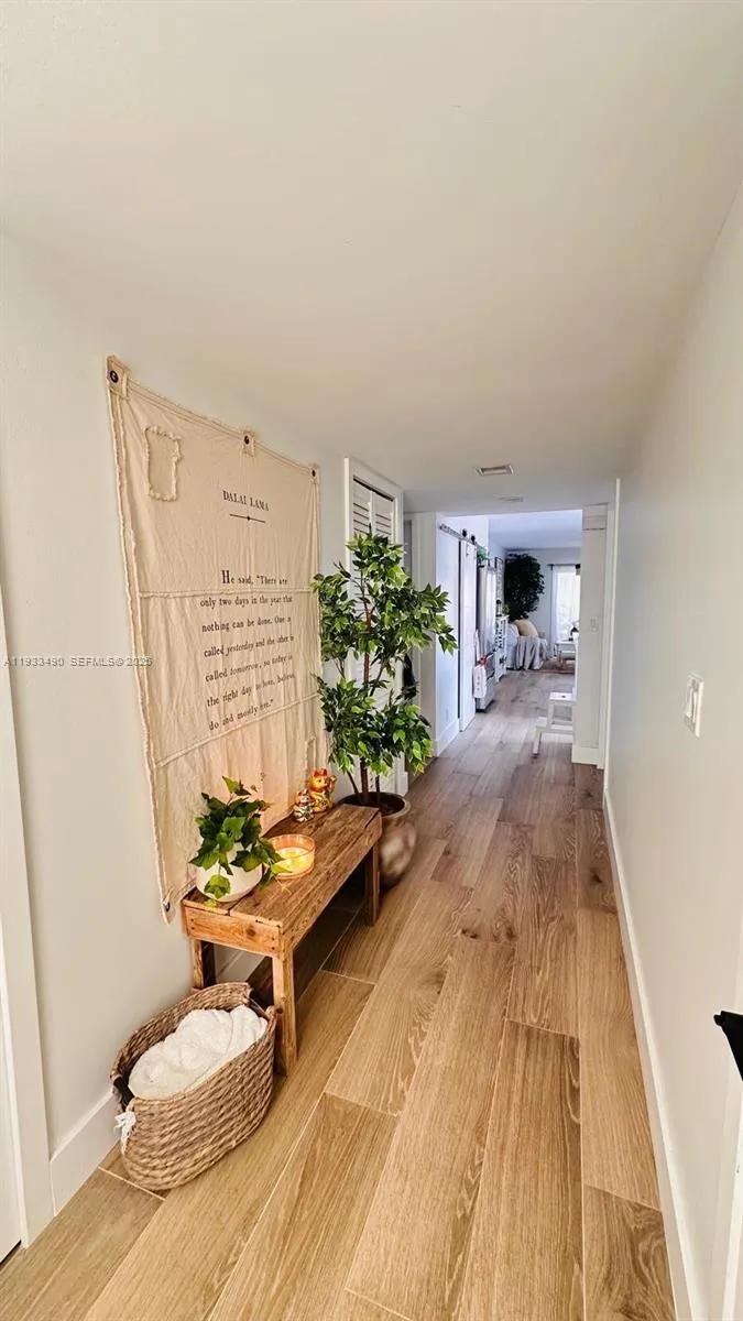 223 Lakeview Dr 204, Weston, Florida 33326, Weston, Florida 33326, 3 Bedrooms Bedrooms, ,2 BathroomsBathrooms,Residential,For Sale,223 Lakeview Dr 204, Weston, Florida 33326,A11933490