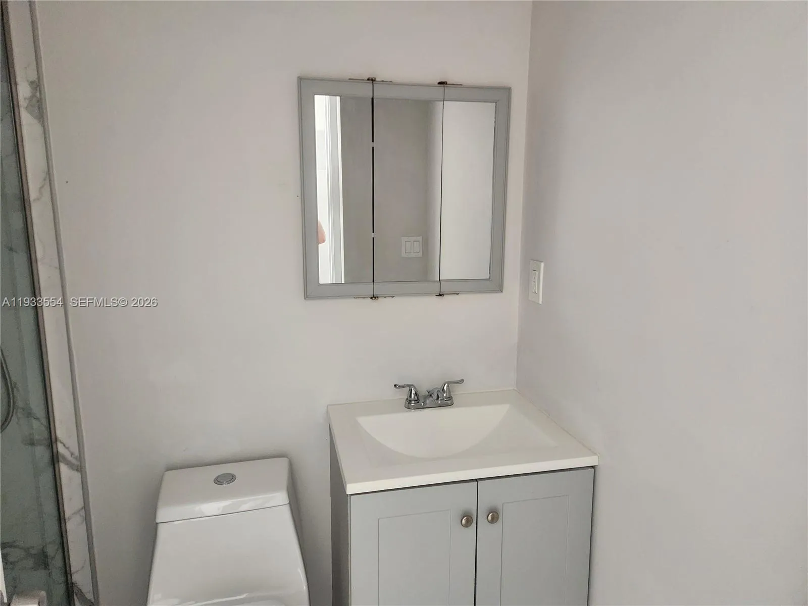 342 E 46th St 2, Hialeah, Florida 33013, Hialeah, Florida 33013, 1 Bedroom Bedrooms, ,1 BathroomBathrooms,Residential Lease,For Rent,342 E 46th St 2, Hialeah, Florida 33013,A11933554