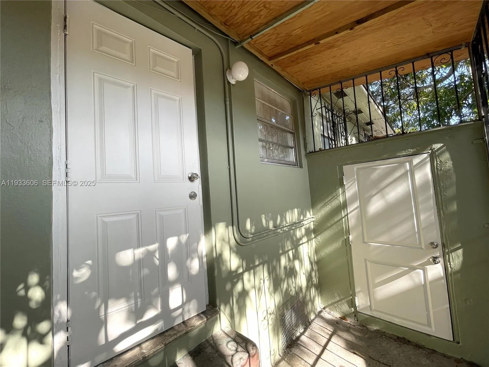 1321 Nw 28th St, Miami, Florida 33142, Miami, Florida 33142, ,Residential Income,For Sale,1321 Nw 28th St, Miami, Florida 33142,A11933606