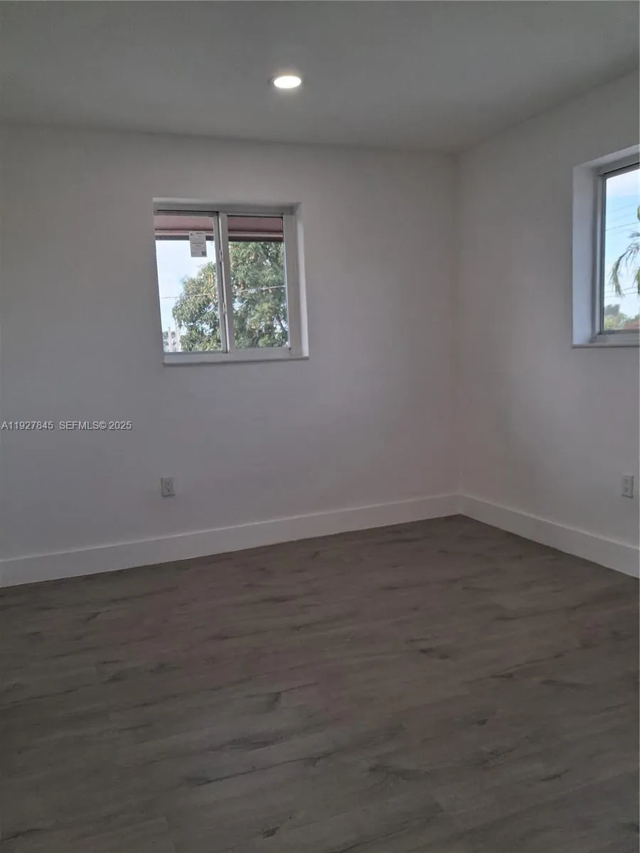 2155 Sw 72nd Ave, Miami, Florida 33155, Miami, Florida 33155, ,Residential Income,For Sale,2155 Sw 72nd Ave, Miami, Florida 33155,A11927845