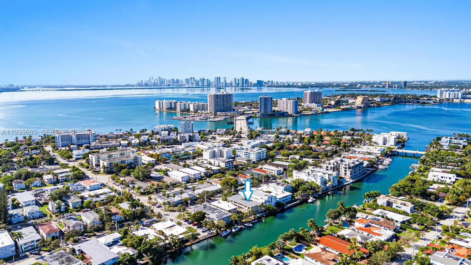 1925 Calais Drive 6, Miami Beach, Florida 33141, Miami Beach, Florida 33141, 3 Bedrooms Bedrooms, ,2 BathroomsBathrooms,Residential,For Sale,1925 Calais Drive 6, Miami Beach, Florida 33141,A11933603