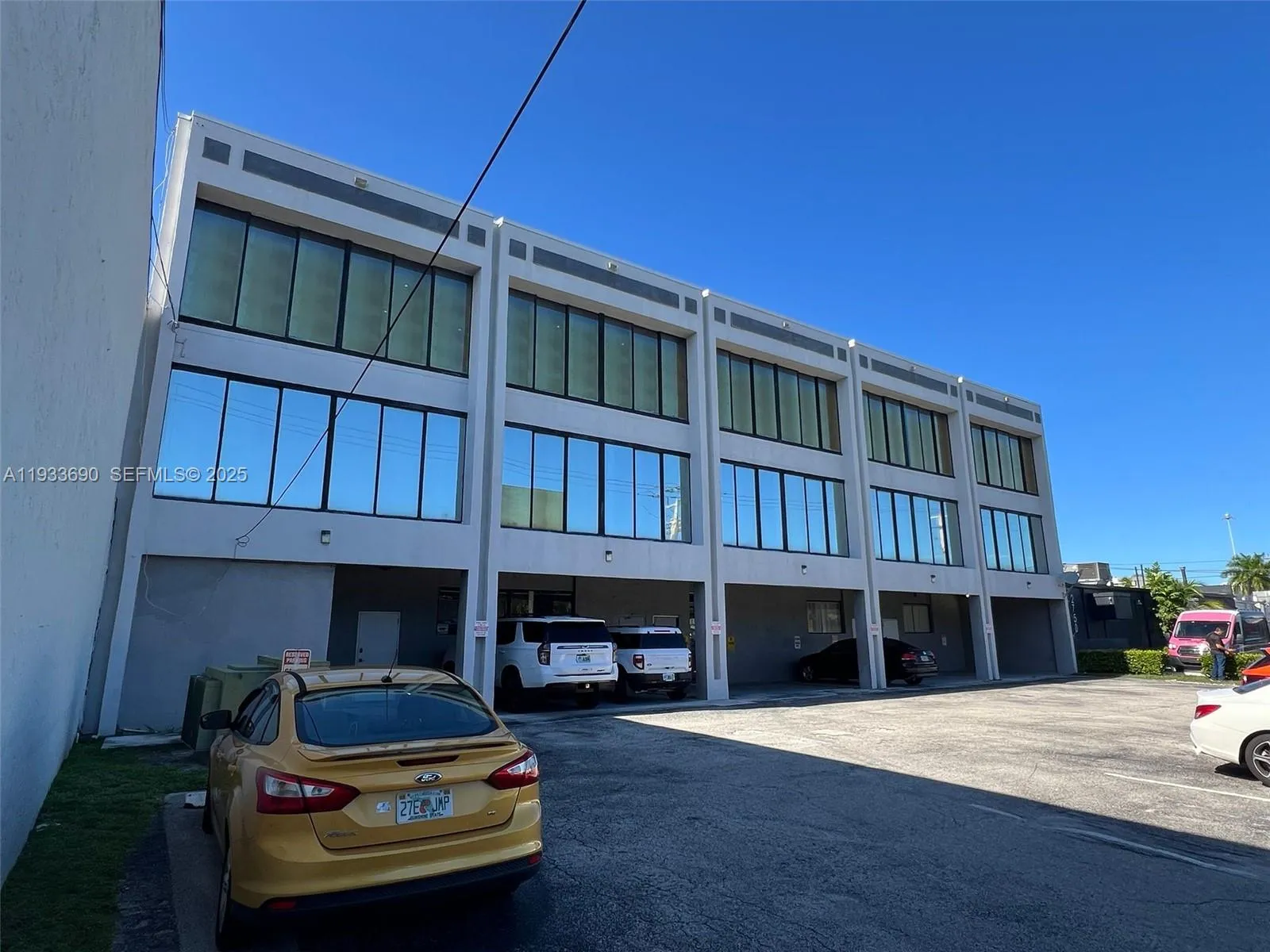 2740 E Oakland Park Blvd 300, Fort Lauderdale, Flo, Fort Lauderdale, Florida 33306, ,Commercial Lease,For Rent,2740 E Oakland Park Blvd 300, Fort Lauderdale, Flo,A11933690