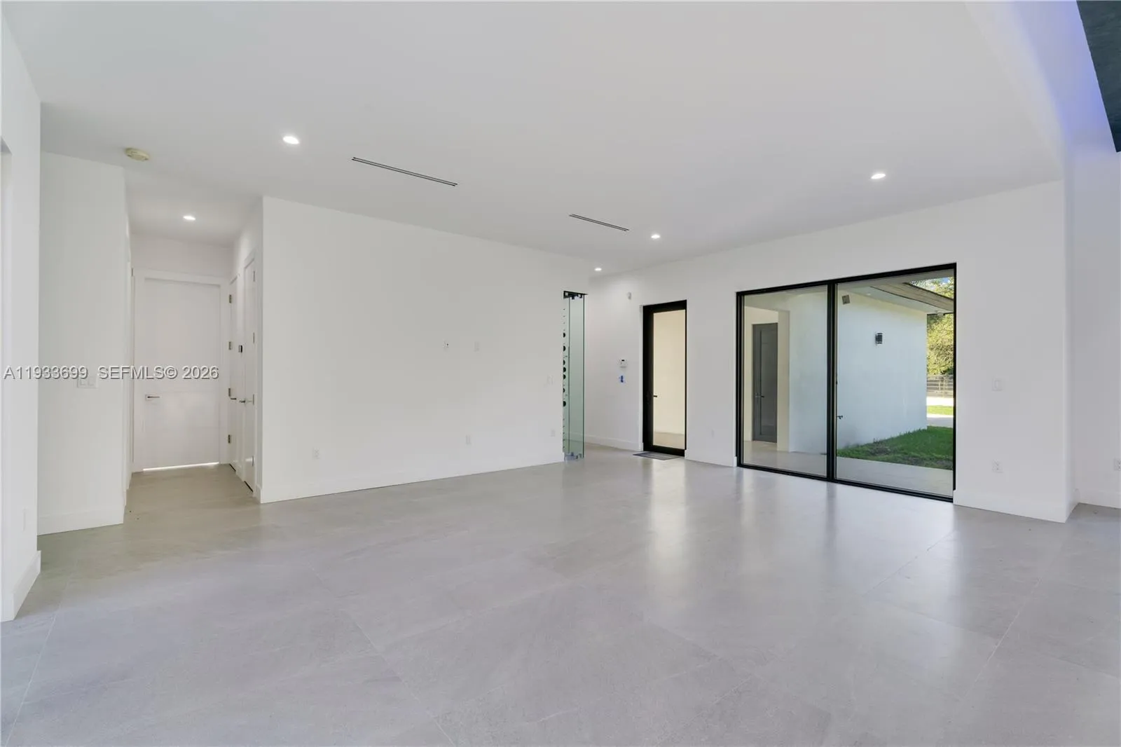 10398 Sw 64th St, Miami, Florida 33173, Miami, Florida 33173, 8 Bedrooms Bedrooms, ,7 BathroomsBathrooms,Residential,For Sale,10398 Sw 64th St, Miami, Florida 33173,A11933699