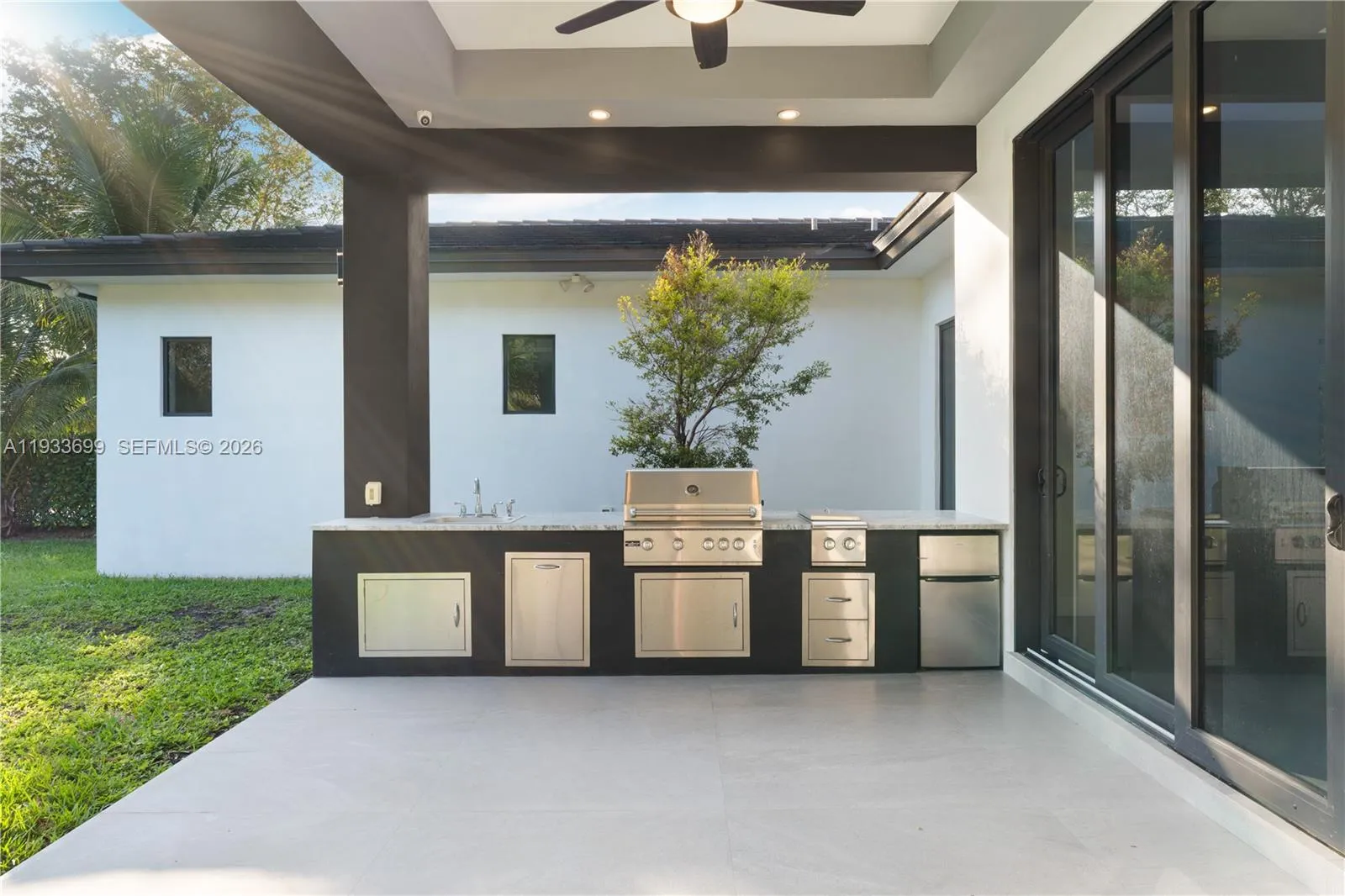 10398 Sw 64th St, Miami, Florida 33173, Miami, Florida 33173, 8 Bedrooms Bedrooms, ,7 BathroomsBathrooms,Residential,For Sale,10398 Sw 64th St, Miami, Florida 33173,A11933699