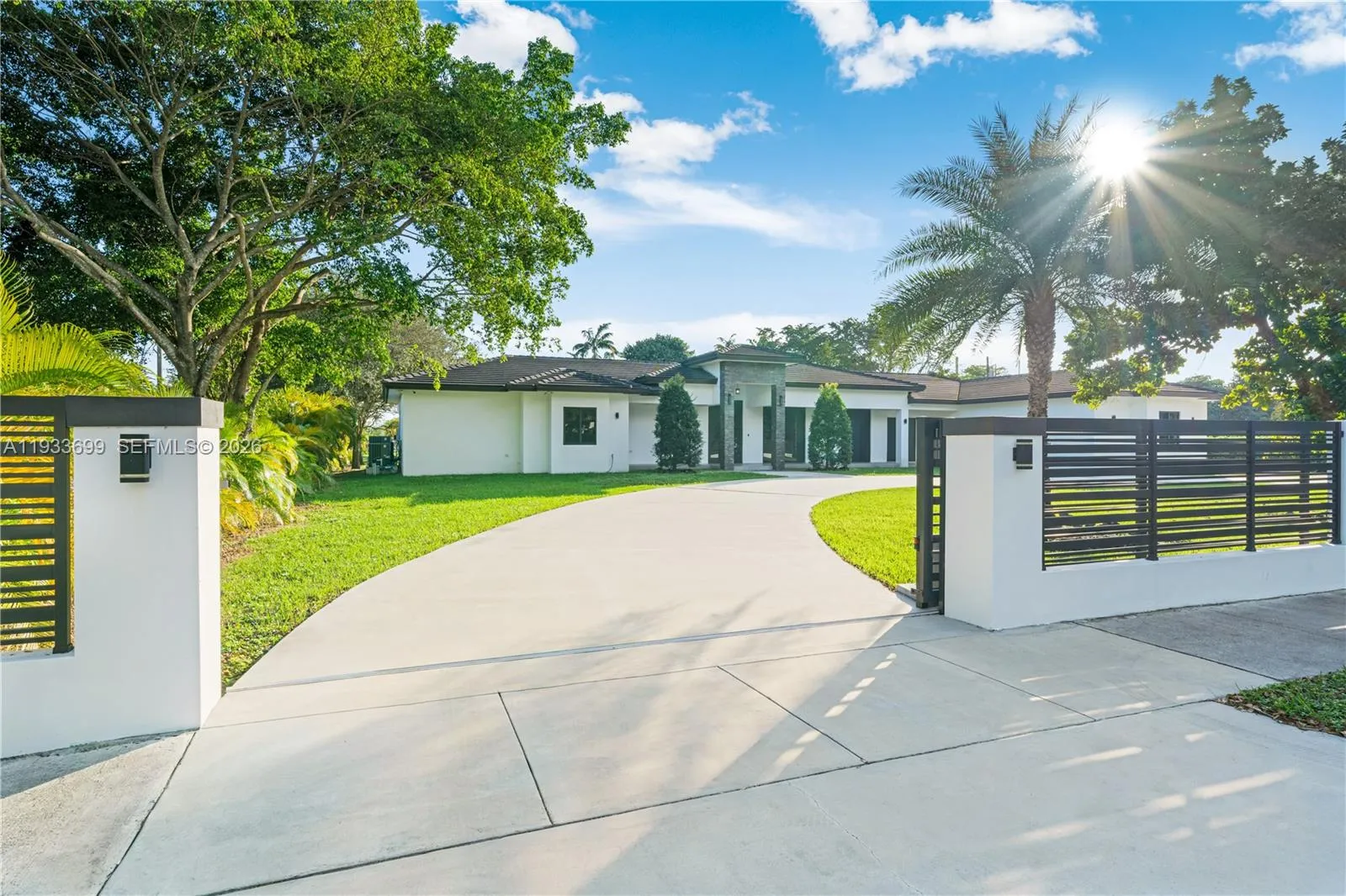 10398 Sw 64th St, Miami, Florida 33173, Miami, Florida 33173, 8 Bedrooms Bedrooms, ,7 BathroomsBathrooms,Residential,For Sale,10398 Sw 64th St, Miami, Florida 33173,A11933699