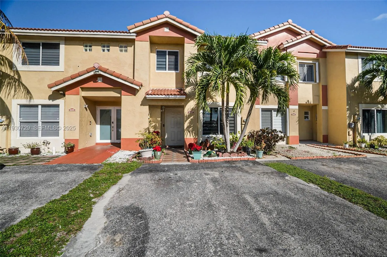 5297 Nw 190th Ln, Miami Gardens, Florida 33055, Miami Gardens, Florida 33055, 3 Bedrooms Bedrooms, ,2 BathroomsBathrooms,Residential,For Sale,5297 Nw 190th Ln, Miami Gardens, Florida 33055,A11930729