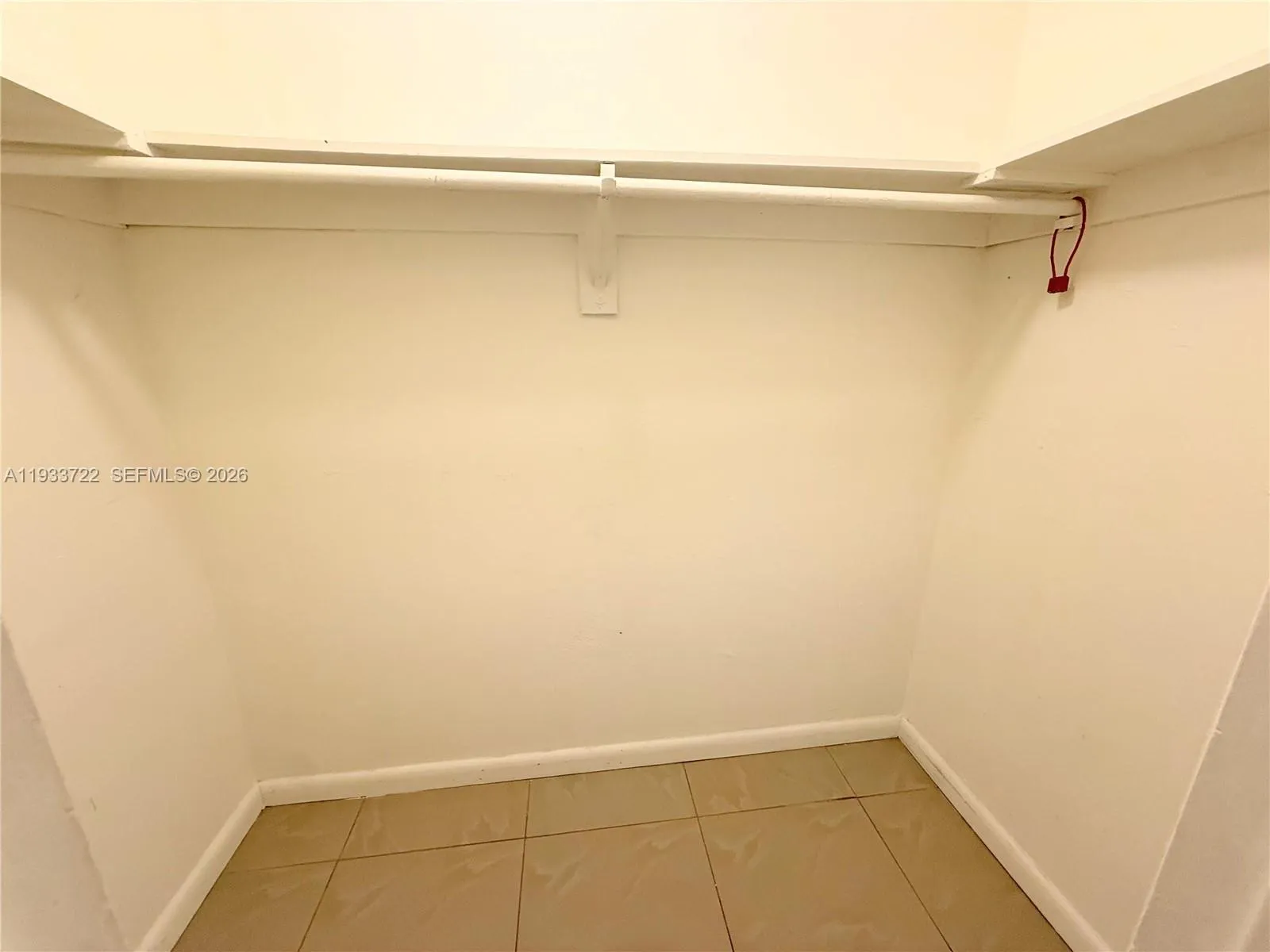 2950 Griffin Rd 3, Dania Beach, Florida 33312, Dania Beach, Florida 33312, 1 Bedroom Bedrooms, ,1 BathroomBathrooms,Residential Lease,For Rent,2950 Griffin Rd 3, Dania Beach, Florida 33312,A11933722