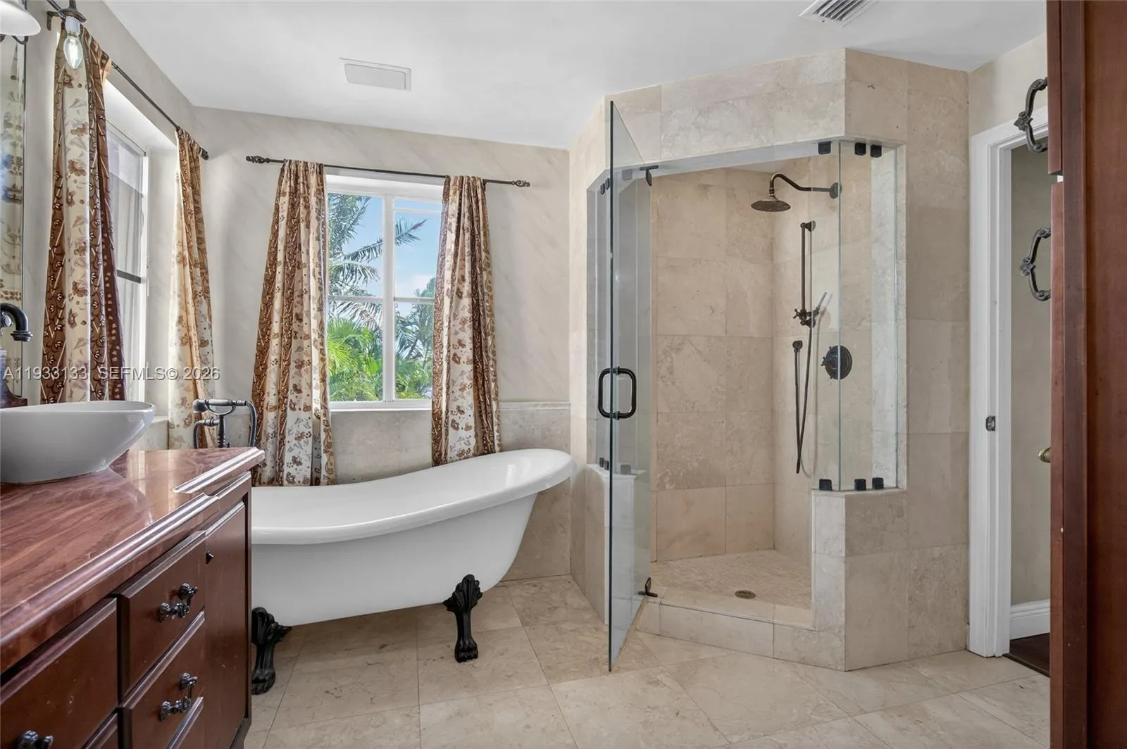 1162 Fairfield Meadows Dr, Weston, Florida 33327, Weston, Florida 33327, 5 Bedrooms Bedrooms, ,3 BathroomsBathrooms,Residential,For Sale,1162 Fairfield Meadows Dr, Weston, Florida 33327,A11933133