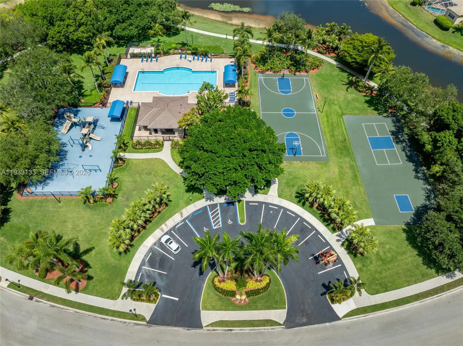 1162 Fairfield Meadows Dr, Weston, Florida 33327, Weston, Florida 33327, 5 Bedrooms Bedrooms, ,3 BathroomsBathrooms,Residential,For Sale,1162 Fairfield Meadows Dr, Weston, Florida 33327,A11933133