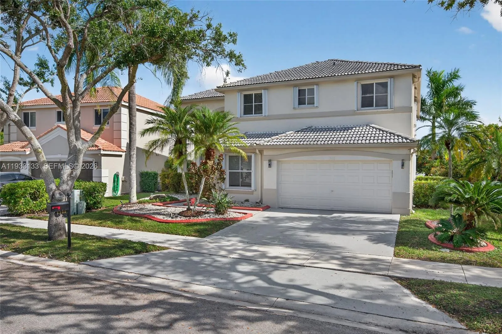 1162 Fairfield Meadows Dr, Weston, Florida 33327, Weston, Florida 33327, 5 Bedrooms Bedrooms, ,3 BathroomsBathrooms,Residential,For Sale,1162 Fairfield Meadows Dr, Weston, Florida 33327,A11933133