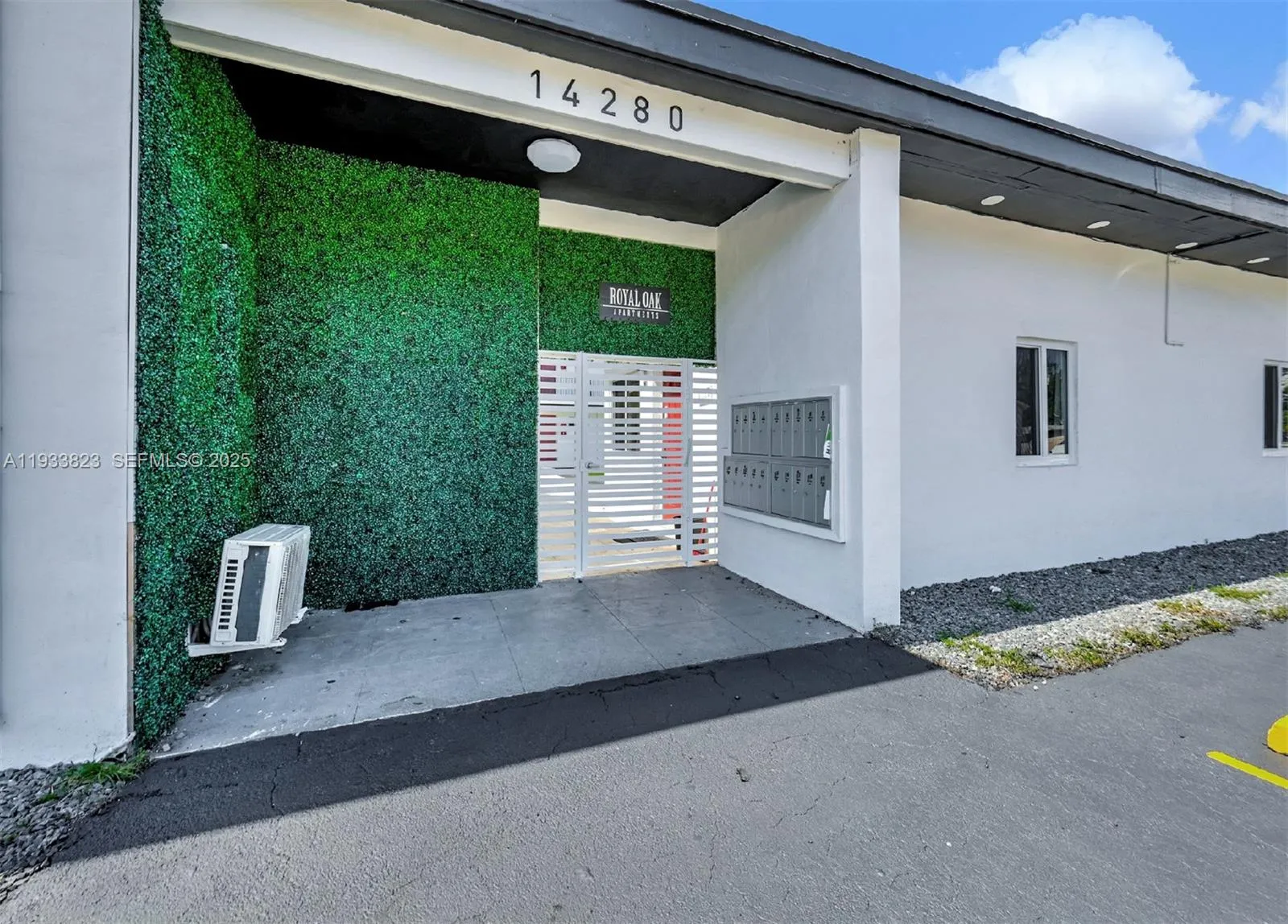 14280 Ne 6th Ave, North Miami, Florida 33161, North Miami, Florida 33161, ,Commercial Sale,For Sale,14280 Ne 6th Ave, North Miami, Florida 33161,A11933823