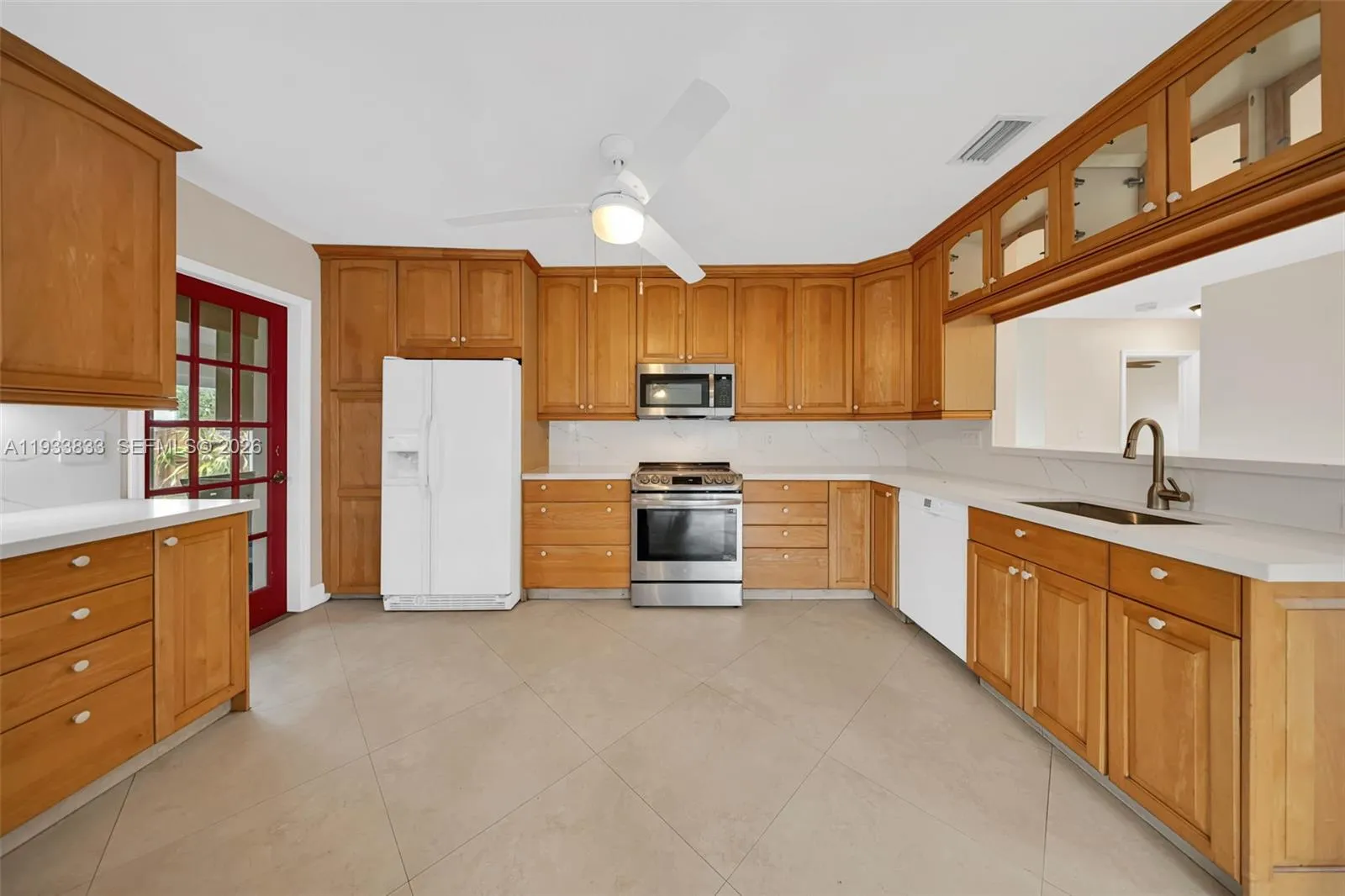 18600 Sw 97th Ave, Cutler Bay, Florida 33157, Cutler Bay, Florida 33157, 3 Bedrooms Bedrooms, ,2 BathroomsBathrooms,Residential Lease,For Rent,18600 Sw 97th Ave, Cutler Bay, Florida 33157,A11933833