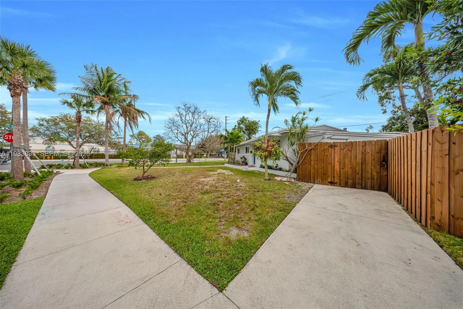 18600 Sw 97th Ave, Cutler Bay, Florida 33157, Cutler Bay, Florida 33157, 3 Bedrooms Bedrooms, ,2 BathroomsBathrooms,Residential Lease,For Rent,18600 Sw 97th Ave, Cutler Bay, Florida 33157,A11933833