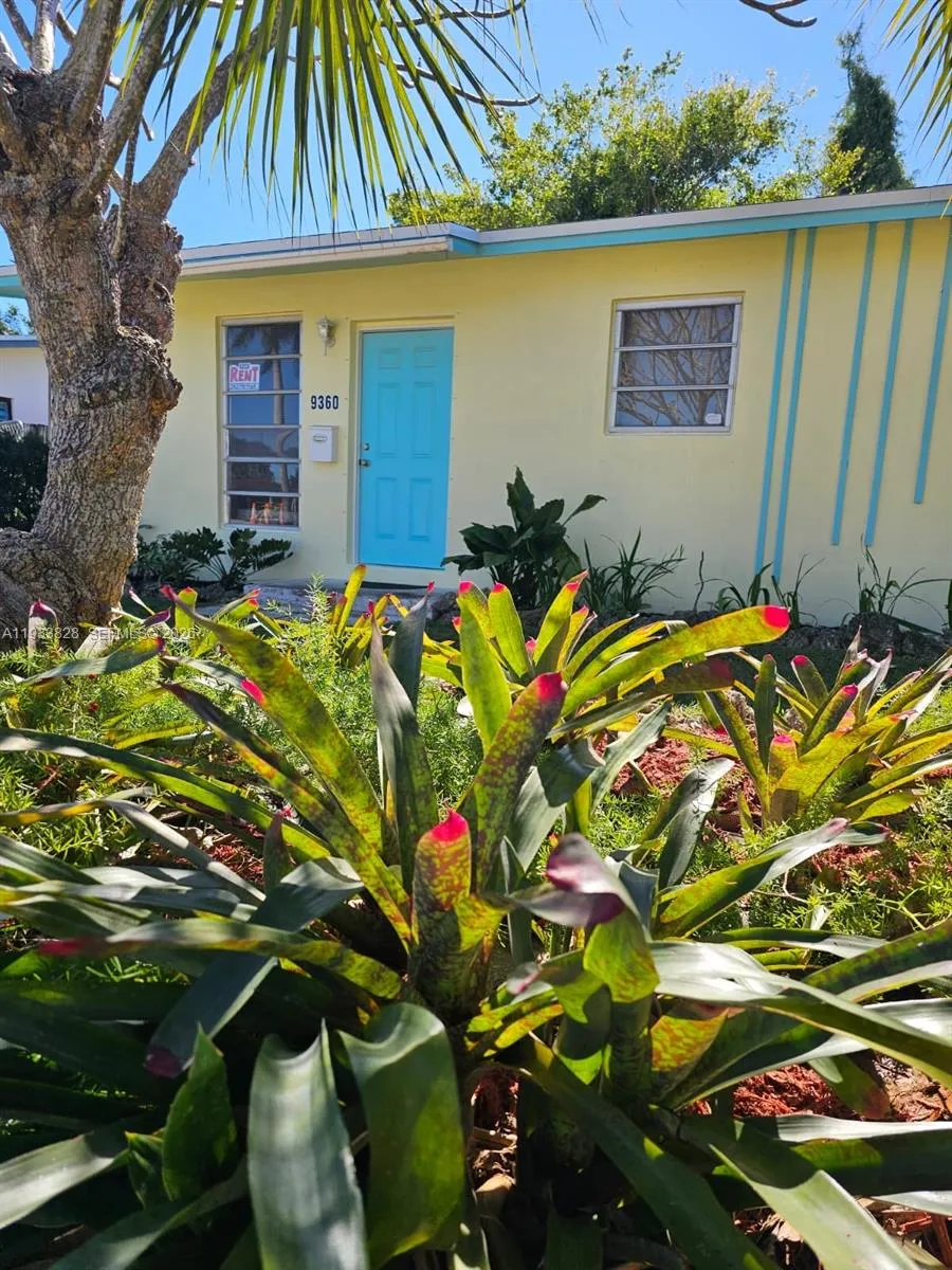 9360 Sw 168th St 0, Palmetto Bay, Florida 33157, Palmetto Bay, Florida 33157, 2 Bedrooms Bedrooms, ,1 BathroomBathrooms,Residential Lease,For Rent,9360 Sw 168th St 0, Palmetto Bay, Florida 33157,A11933828 9360 Sw 168th St 0, Palmetto Bay, Florida 33157, Palmetto Bay, Florida 33157, 2 Bedrooms Bedrooms, ,1 BathroomBathrooms,Residential Lease,For Rent,9360 Sw 168th St 0, Palmetto Bay, Florida 33157,A11933828