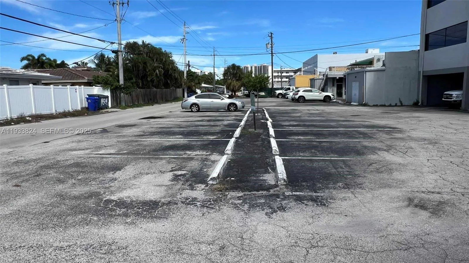 2727 E Oakland Park Blvd 103, Fort Lauderdale, Flo, Fort Lauderdale, Florida 33306, ,Commercial Lease,For Rent,2727 E Oakland Park Blvd 103, Fort Lauderdale, Flo,A11933824