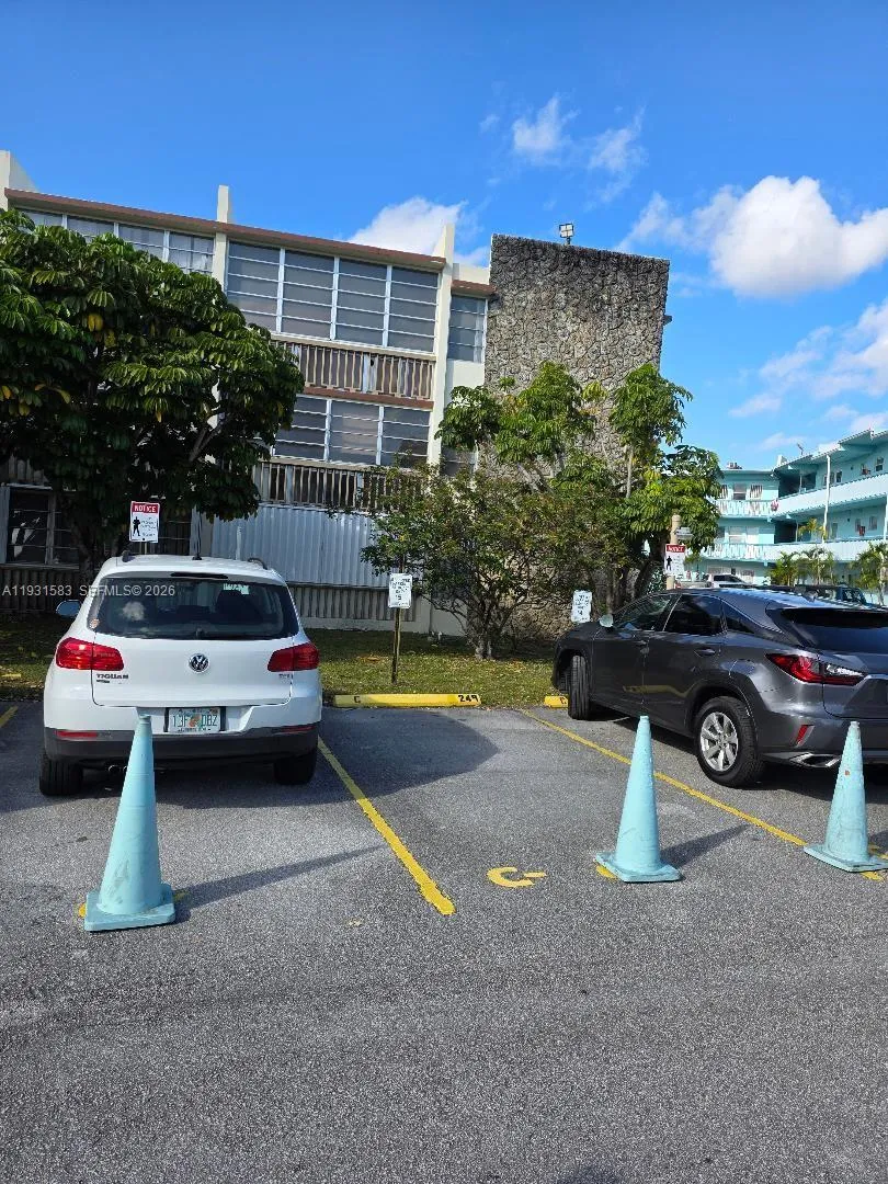 1481 Ne Miami Gardens Dr 368, Miami, Florida 33179, Miami, Florida 33179, 2 Bedrooms Bedrooms, ,2 BathroomsBathrooms,Residential,For Sale,1481 Ne Miami Gardens Dr 368, Miami, Florida 33179,A11931583