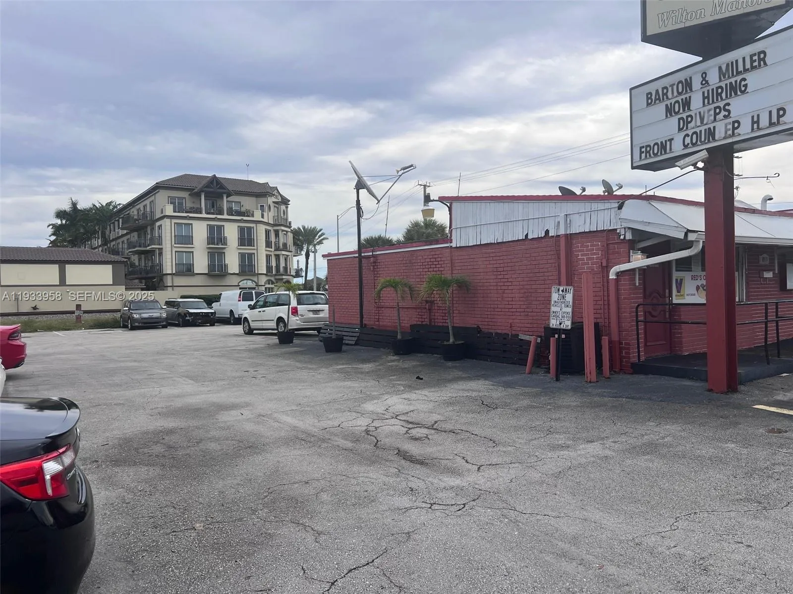 2610 N Dixie Hwy, Wilton Manors, Florida 33334, Wilton Manors, Florida 33334, ,Business Opportunity,For Sale,2610 N Dixie Hwy, Wilton Manors, Florida 33334,A11933958