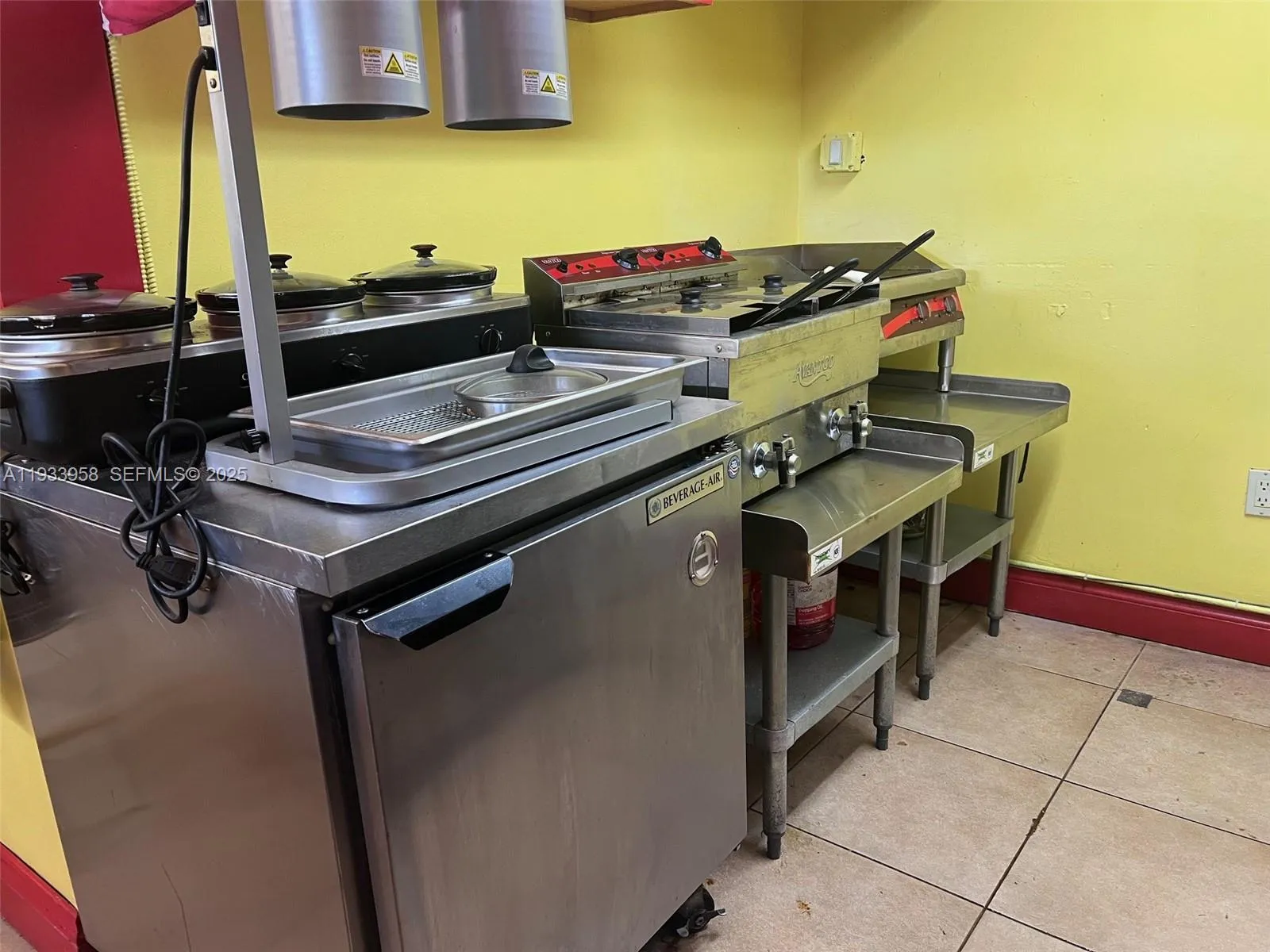 2610 N Dixie Hwy, Wilton Manors, Florida 33334, Wilton Manors, Florida 33334, ,Business Opportunity,For Sale,2610 N Dixie Hwy, Wilton Manors, Florida 33334,A11933958