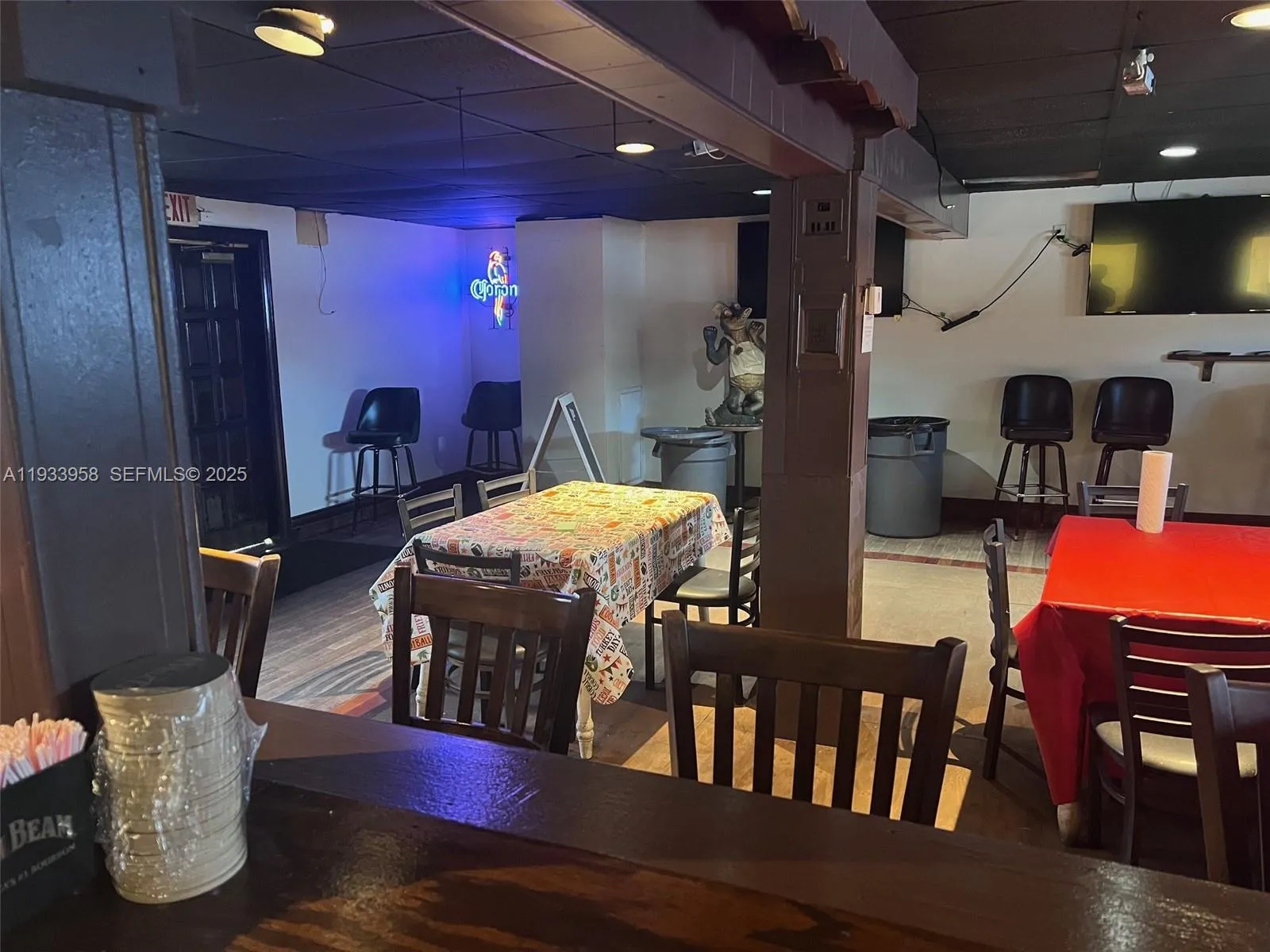 2610 N Dixie Hwy, Wilton Manors, Florida 33334, Wilton Manors, Florida 33334, ,Business Opportunity,For Sale,2610 N Dixie Hwy, Wilton Manors, Florida 33334,A11933958