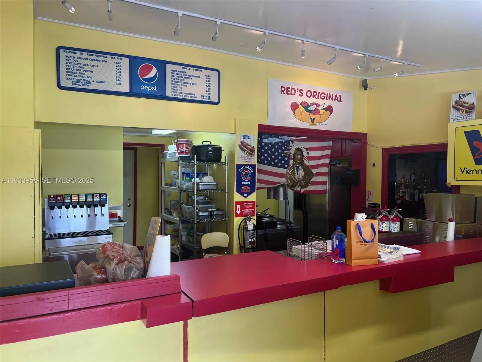 2610 N Dixie Hwy, Wilton Manors, Florida 33334, Wilton Manors, Florida 33334, ,Business Opportunity,For Sale,2610 N Dixie Hwy, Wilton Manors, Florida 33334,A11933958