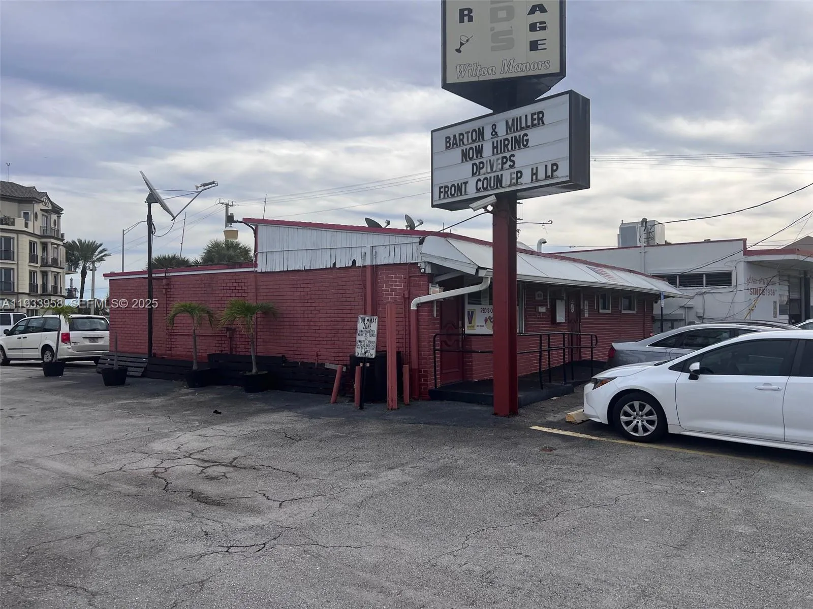 2610 N Dixie Hwy, Wilton Manors, Florida 33334, Wilton Manors, Florida 33334, ,Business Opportunity,For Sale,2610 N Dixie Hwy, Wilton Manors, Florida 33334,A11933958