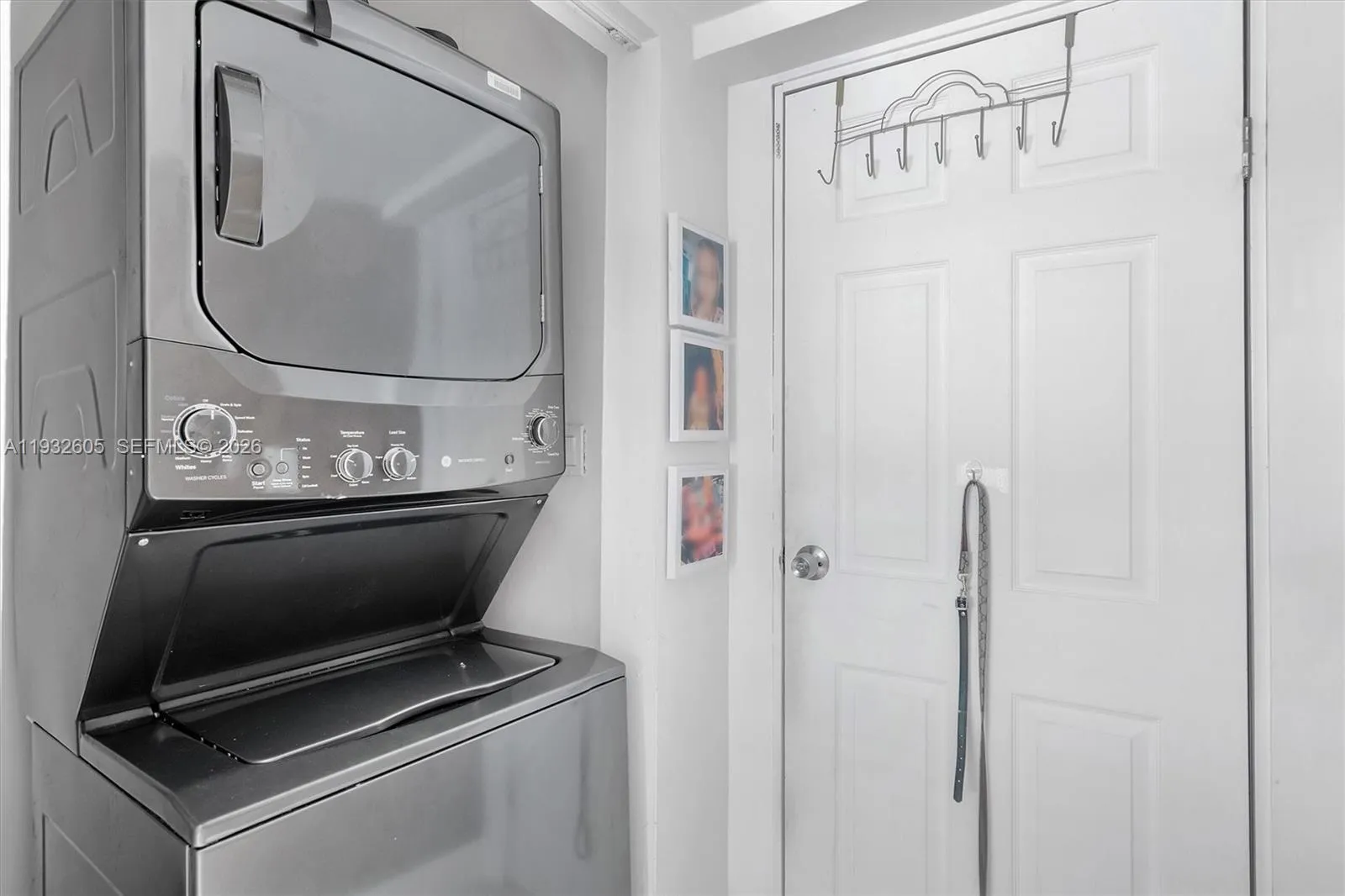 722 Sw 8th St, Hallandale Beach, Florida 33009, Hallandale Beach, Florida 33009, ,Residential Income,For Sale,722 Sw 8th St, Hallandale Beach, Florida 33009,A11932605