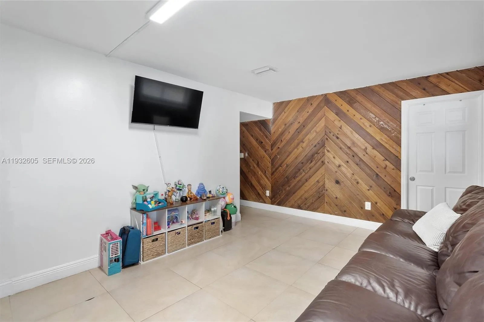 722 Sw 8th St, Hallandale Beach, Florida 33009, Hallandale Beach, Florida 33009, ,Residential Income,For Sale,722 Sw 8th St, Hallandale Beach, Florida 33009,A11932605