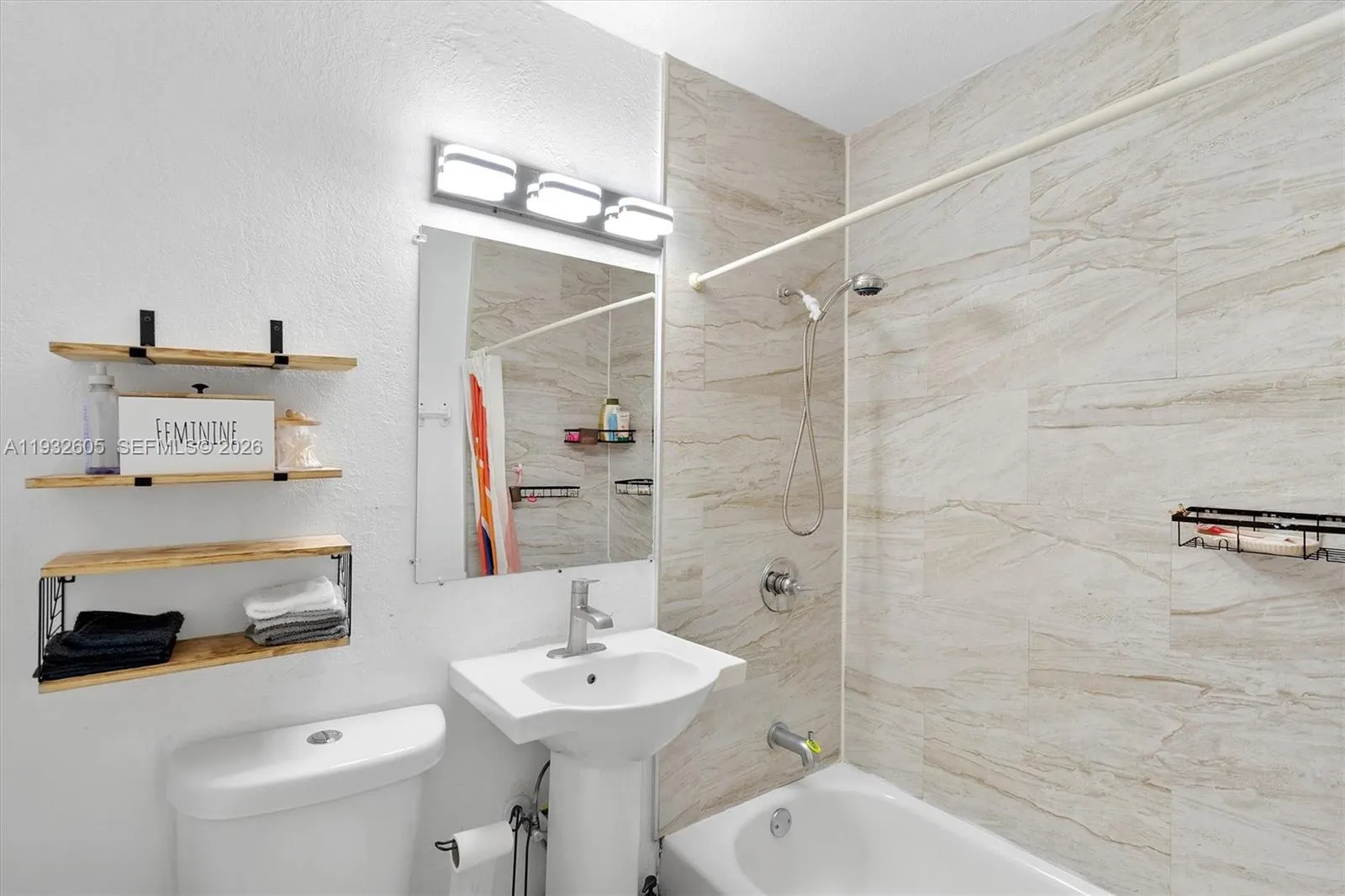 722 Sw 8th St, Hallandale Beach, Florida 33009, Hallandale Beach, Florida 33009, ,Residential Income,For Sale,722 Sw 8th St, Hallandale Beach, Florida 33009,A11932605