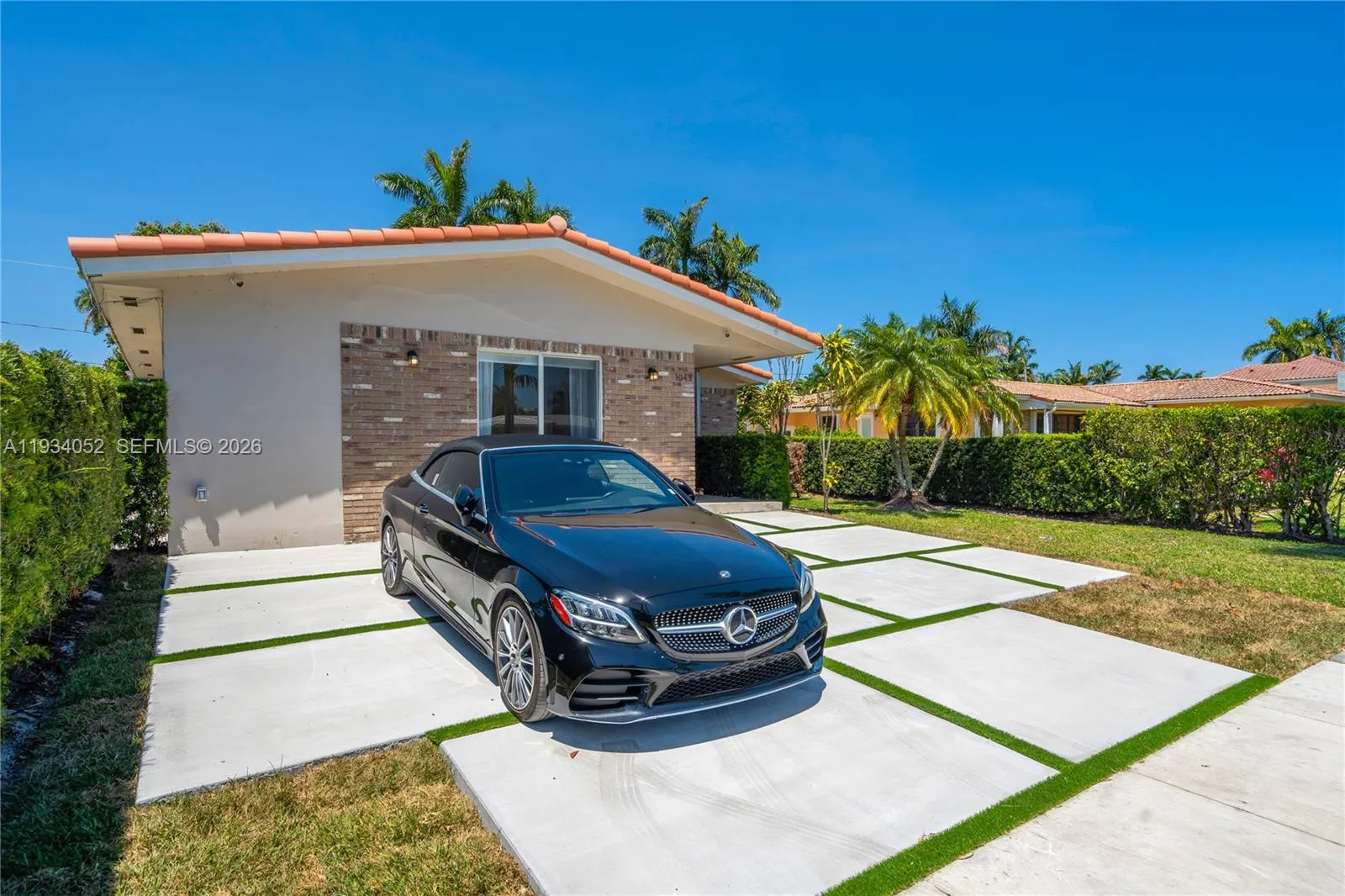 1045 Hollywood Blvd, Hollywood, Florida 33019, Hollywood, Florida 33019, 3 Bedrooms Bedrooms, ,2 BathroomsBathrooms,Residential,For Sale,1045 Hollywood Blvd, Hollywood, Florida 33019,A11934052