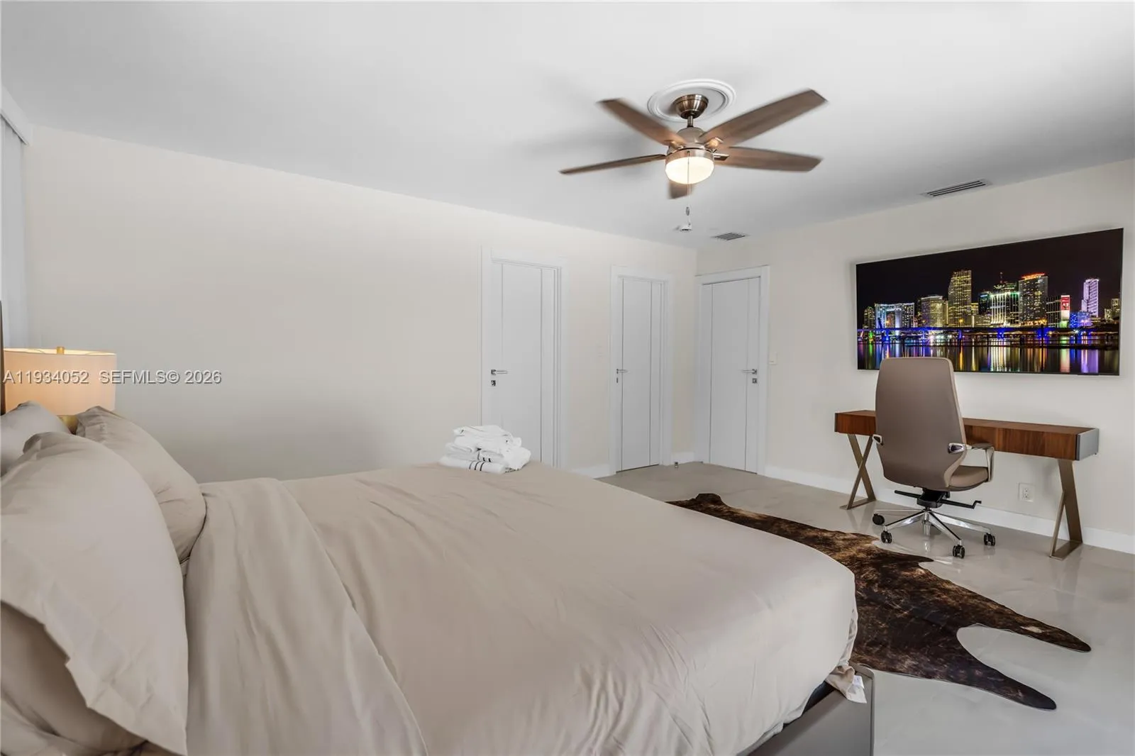 1045 Hollywood Blvd, Hollywood, Florida 33019, Hollywood, Florida 33019, 3 Bedrooms Bedrooms, ,2 BathroomsBathrooms,Residential,For Sale,1045 Hollywood Blvd, Hollywood, Florida 33019,A11934052