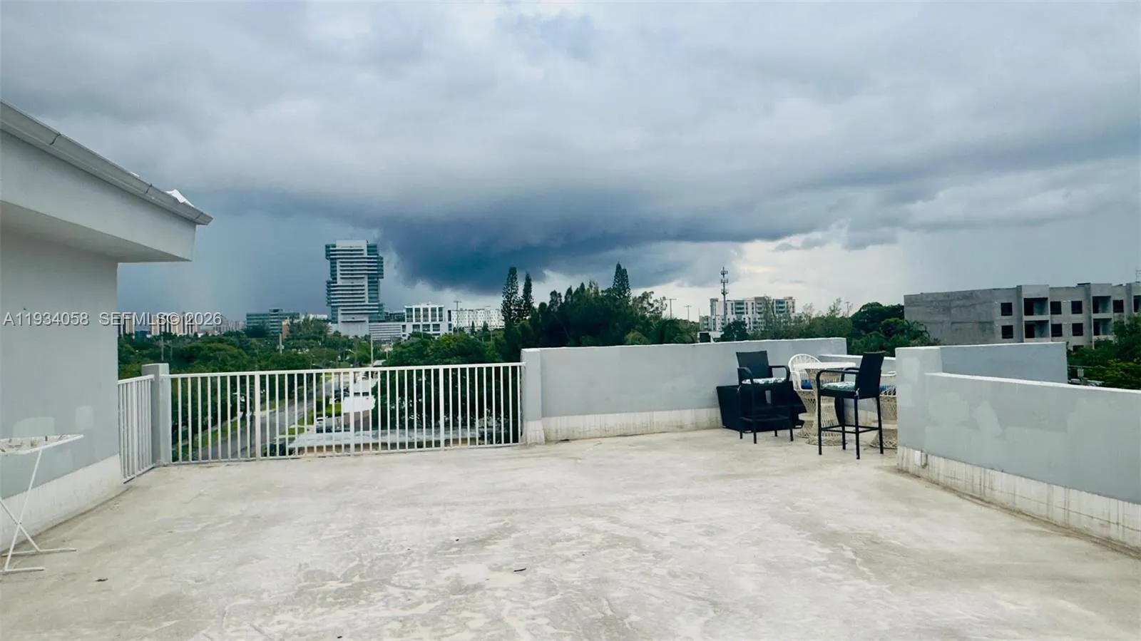 329 Se 3rd St 502s, Hallandale Beach, Florida 3300, Hallandale Beach, Florida 33009, 2 Bedrooms Bedrooms, ,2 BathroomsBathrooms,Residential Lease,For Rent,329 Se 3rd St 502s, Hallandale Beach, Florida 3300,A11934058