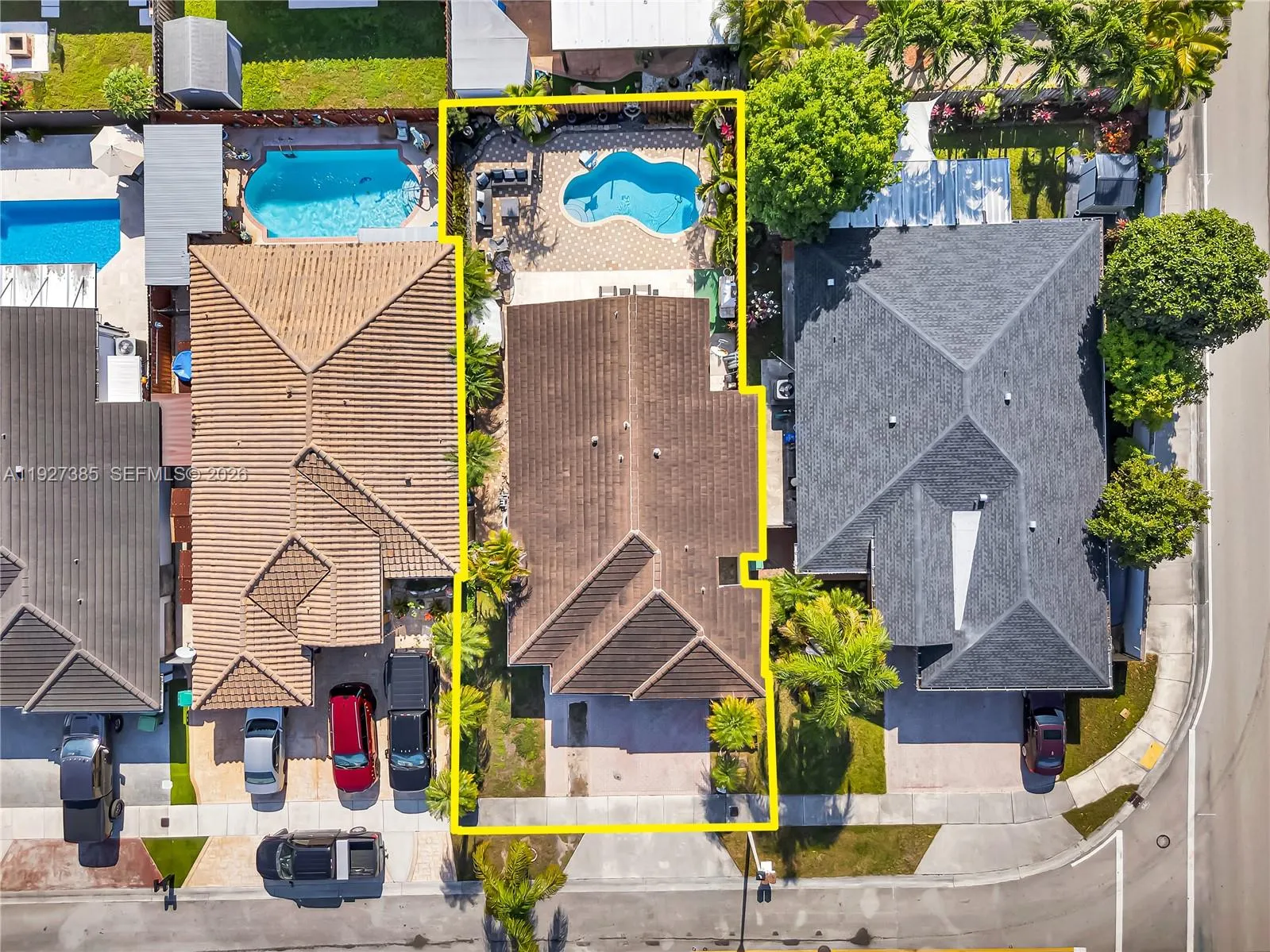14666 Sw 113th St, Miami, Florida 33186, Miami, Florida 33186, 3 Bedrooms Bedrooms, ,2 BathroomsBathrooms,Residential,For Sale,14666 Sw 113th St, Miami, Florida 33186,A11927385