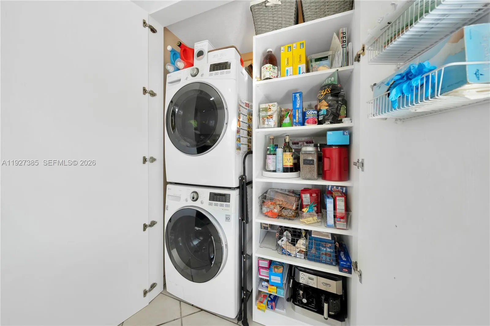 14666 Sw 113th St, Miami, Florida 33186, Miami, Florida 33186, 3 Bedrooms Bedrooms, ,2 BathroomsBathrooms,Residential,For Sale,14666 Sw 113th St, Miami, Florida 33186,A11927385