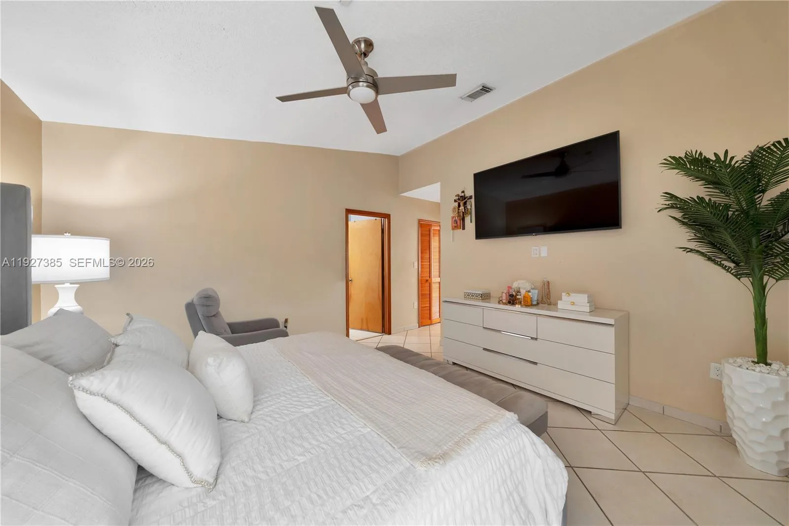 14666 Sw 113th St, Miami, Florida 33186, Miami, Florida 33186, 3 Bedrooms Bedrooms, ,2 BathroomsBathrooms,Residential,For Sale,14666 Sw 113th St, Miami, Florida 33186,A11927385