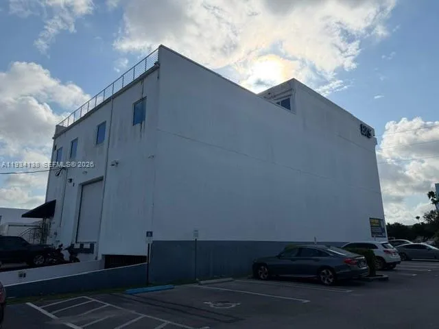 5465 Nw 36th St, Miami Springs, Florida 33166, Miami Springs, Florida 33166, ,Commercial Lease,For Rent,5465 Nw 36th St, Miami Springs, Florida 33166,A11934138