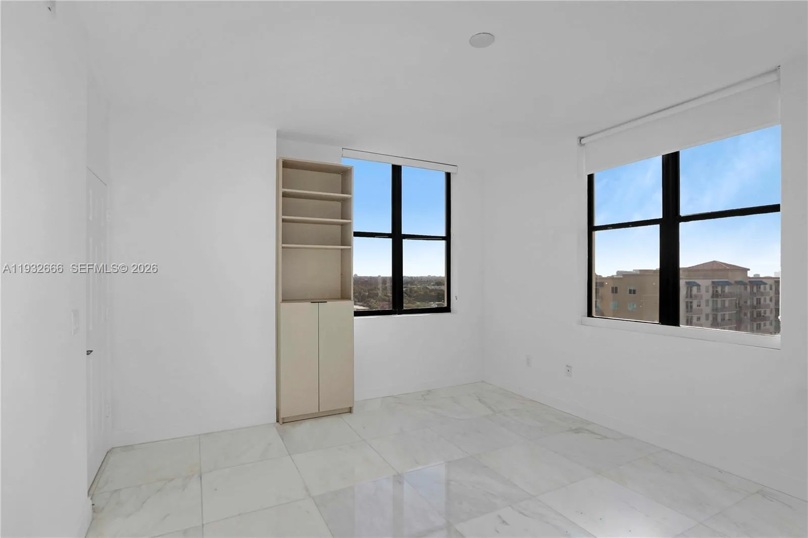 888 S Douglas Rd 1203, Coral Gables, Florida 33134, Coral Gables, Florida 33134, 2 Bedrooms Bedrooms, ,2 BathroomsBathrooms,Residential,For Sale,888 S Douglas Rd 1203, Coral Gables, Florida 33134,A11932666