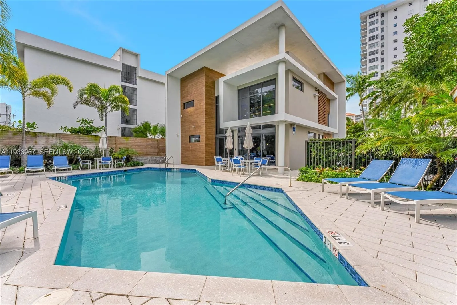 3030 N Ocean Blvd S101, Fort Lauderdale, Florida 3, Fort Lauderdale, Florida 33308, 3 Bedrooms Bedrooms, ,3 BathroomsBathrooms,Residential,For Sale,3030 N Ocean Blvd S101, Fort Lauderdale, Florida 3,A11933967