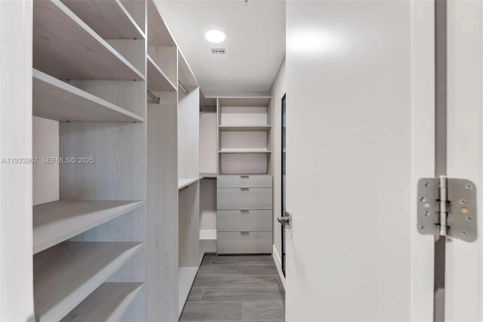 3030 N Ocean Blvd S101, Fort Lauderdale, Florida 3, Fort Lauderdale, Florida 33308, 3 Bedrooms Bedrooms, ,3 BathroomsBathrooms,Residential,For Sale,3030 N Ocean Blvd S101, Fort Lauderdale, Florida 3,A11933967