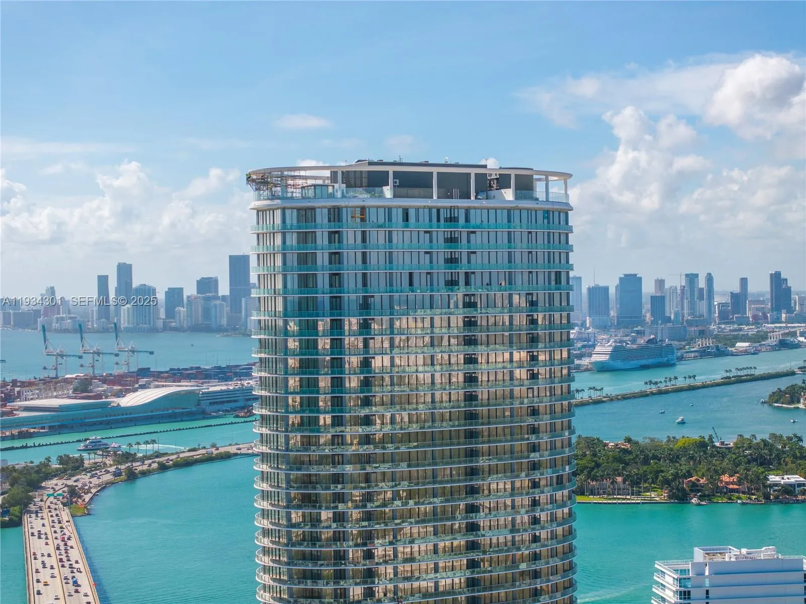 500 Alton Rd 1602, Miami Beach, Florida 33139, Miami Beach, Florida 33139, 2 Bedrooms Bedrooms, ,2 BathroomsBathrooms,Residential,For Sale,500 Alton Rd 1602, Miami Beach, Florida 33139,A11934301