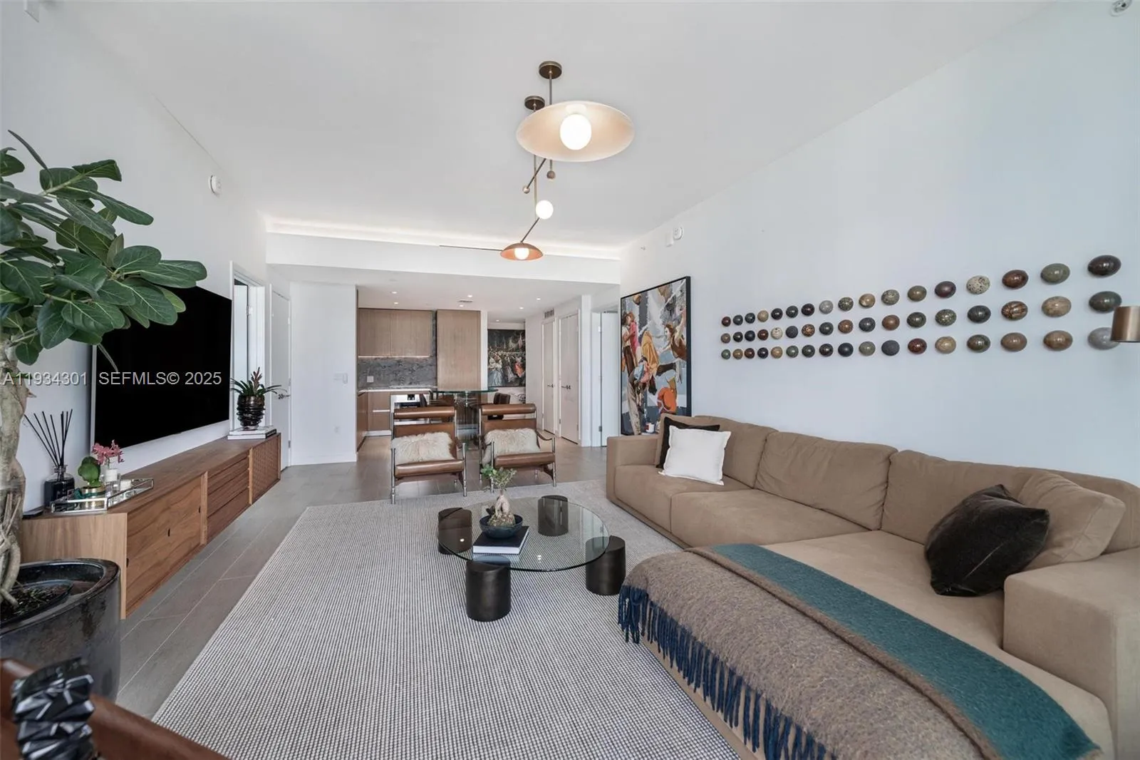 500 Alton Rd 1602, Miami Beach, Florida 33139, Miami Beach, Florida 33139, 2 Bedrooms Bedrooms, ,2 BathroomsBathrooms,Residential,For Sale,500 Alton Rd 1602, Miami Beach, Florida 33139,A11934301
