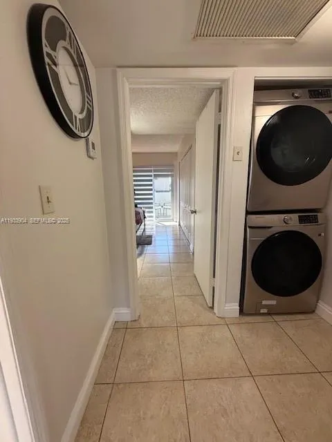 8670 Nw 6th Ln 4-210, Miami, Florida 33126, Miami, Florida 33126, 2 Bedrooms Bedrooms, ,2 BathroomsBathrooms,Residential,For Sale,8670 Nw 6th Ln 4-210, Miami, Florida 33126,A11933904