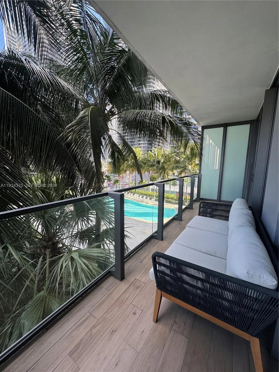 88 Sw 7th St 805, Miami, Florida 33130, Miami, Florida 33130, 1 Bedroom Bedrooms, ,1 BathroomBathrooms,Residential Lease,For Rent,88 Sw 7th St 805, Miami, Florida 33130,A11934375