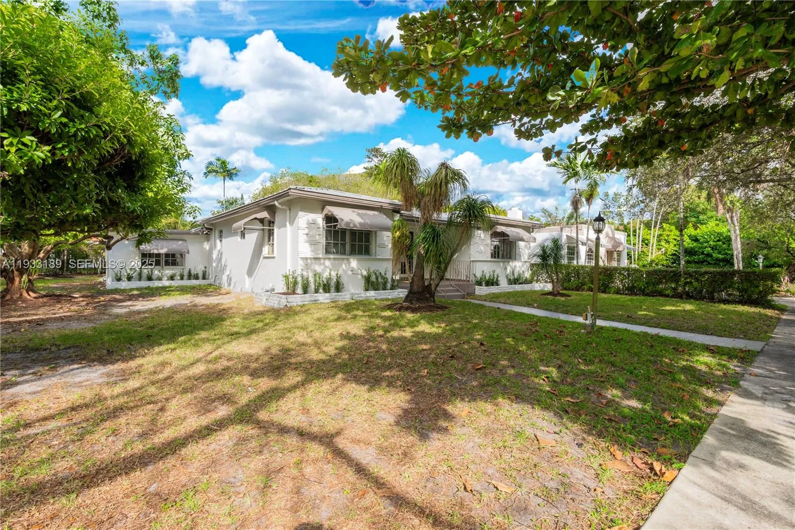 339 Falcon Ave, Miami Springs, Florida 33166, Miami Springs, Florida 33166, 3 Bedrooms Bedrooms, ,2 BathroomsBathrooms,Residential,For Sale,339 Falcon Ave, Miami Springs, Florida 33166,A11933189