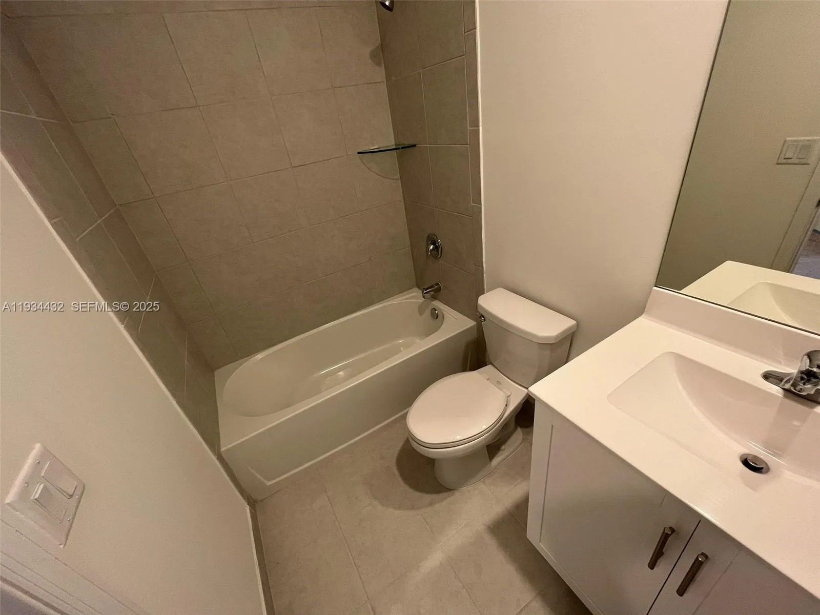 11912 Sw 244th Ln 11912, Homestead, Florida 33032, Homestead, Florida 33032, 3 Bedrooms Bedrooms, ,2 BathroomsBathrooms,Residential Lease,For Rent,11912 Sw 244th Ln 11912, Homestead, Florida 33032,A11934432