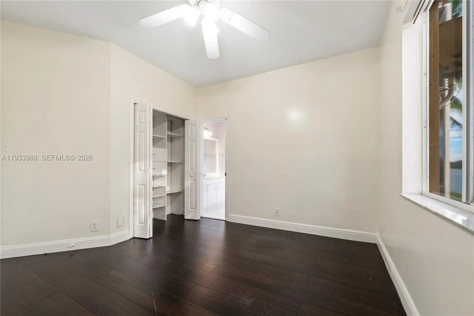 2893 Oakbrook Dr, Weston, Florida 33332, Weston, Florida 33332, 4 Bedrooms Bedrooms, ,3 BathroomsBathrooms,Residential,For Sale,2893 Oakbrook Dr, Weston, Florida 33332,A11933988