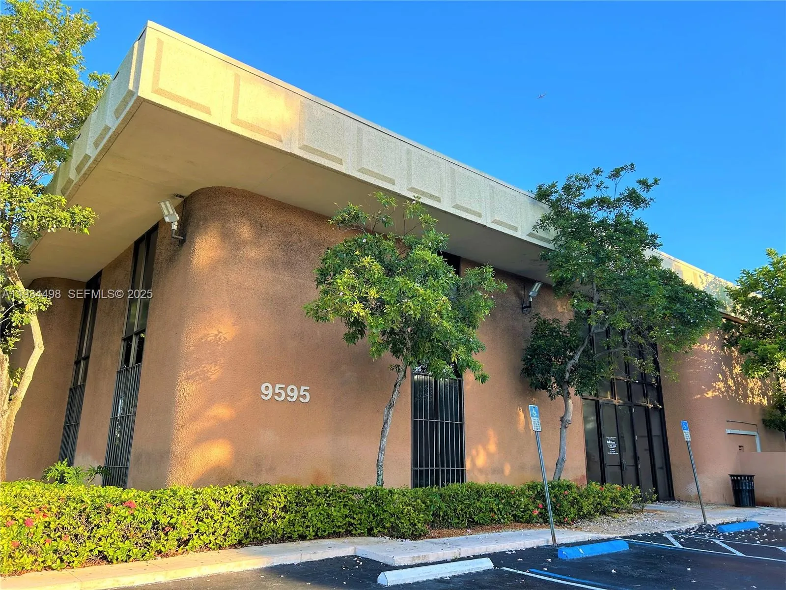 Miami, Florida 33176, ,Commercial Lease,For Rent,A11934498