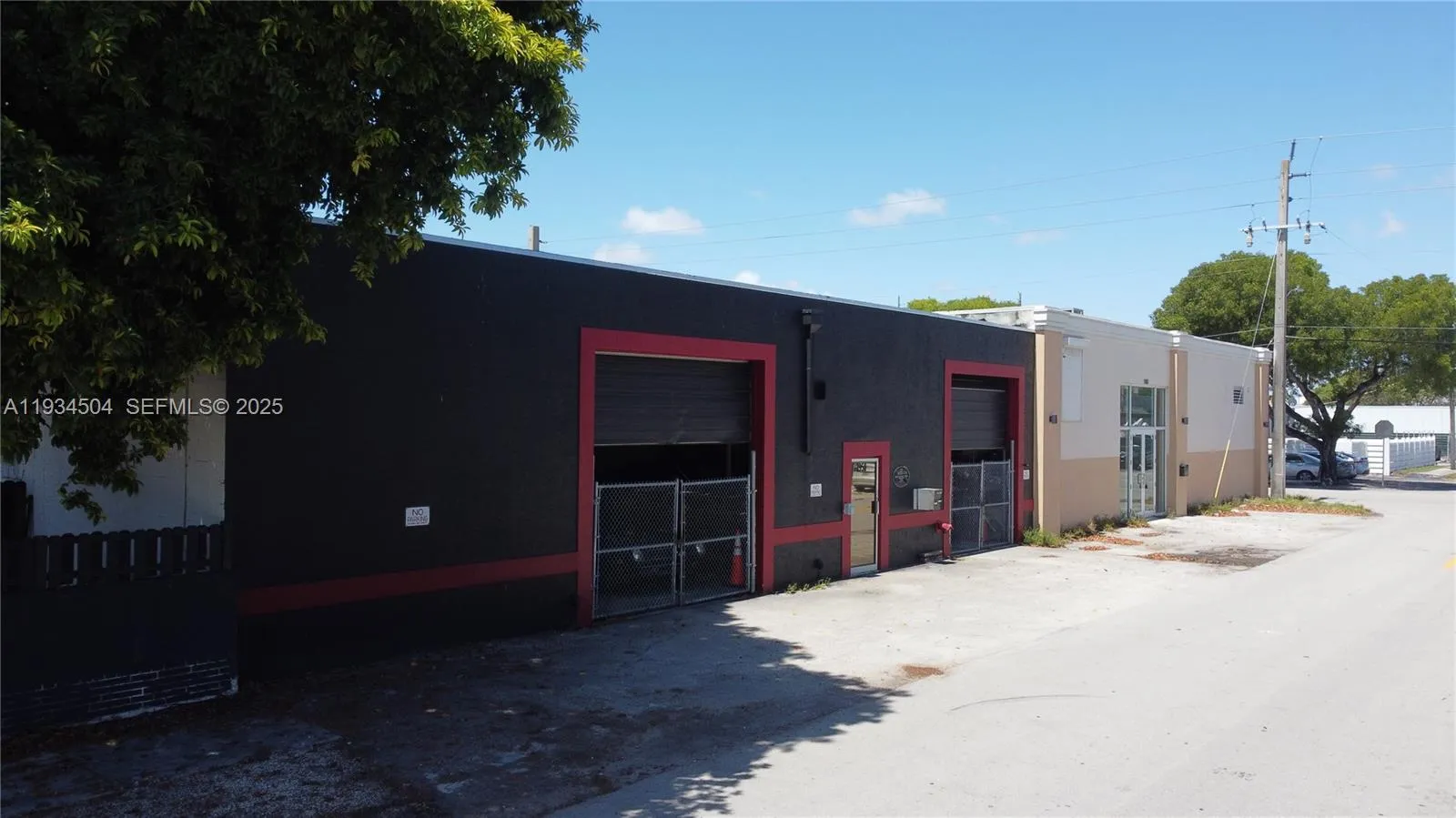 1950 Grant St, Hollywood, Florida 33020, Hollywood, Florida 33020, ,Commercial Lease,For Rent,1950 Grant St, Hollywood, Florida 33020,A11934504