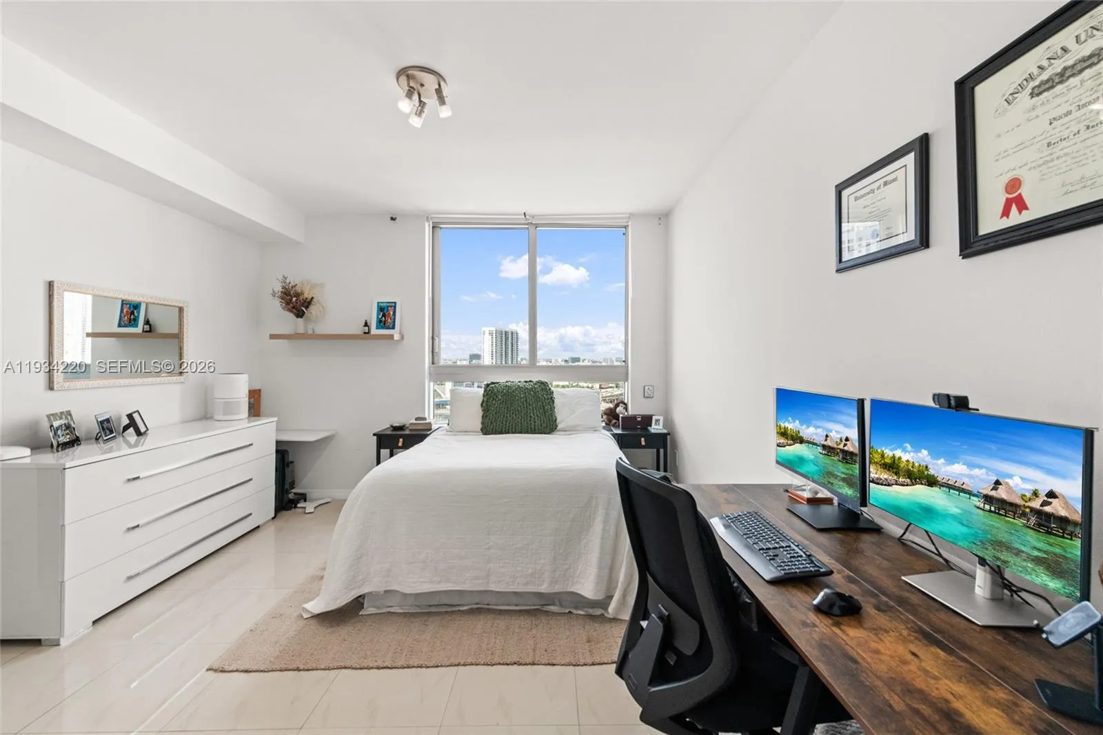 90 Sw 3rd St 2109, Miami, Florida 33130, Miami, Florida 33130, 1 Bedroom Bedrooms, ,1 BathroomBathrooms,Residential,For Sale,90 Sw 3rd St 2109, Miami, Florida 33130,A11934220