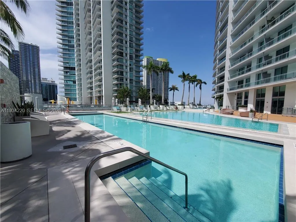 90 Sw 3rd St 2109, Miami, Florida 33130, Miami, Florida 33130, 1 Bedroom Bedrooms, ,1 BathroomBathrooms,Residential,For Sale,90 Sw 3rd St 2109, Miami, Florida 33130,A11934220