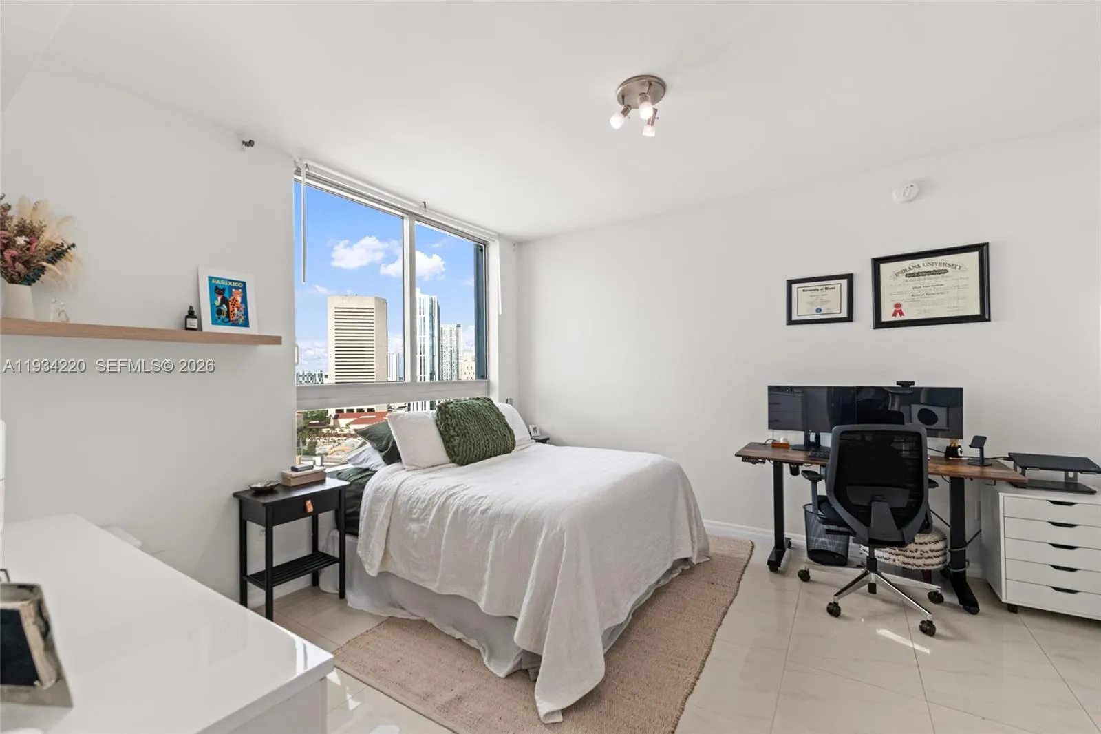 90 Sw 3rd St 2109, Miami, Florida 33130, Miami, Florida 33130, 1 Bedroom Bedrooms, ,1 BathroomBathrooms,Residential,For Sale,90 Sw 3rd St 2109, Miami, Florida 33130,A11934220